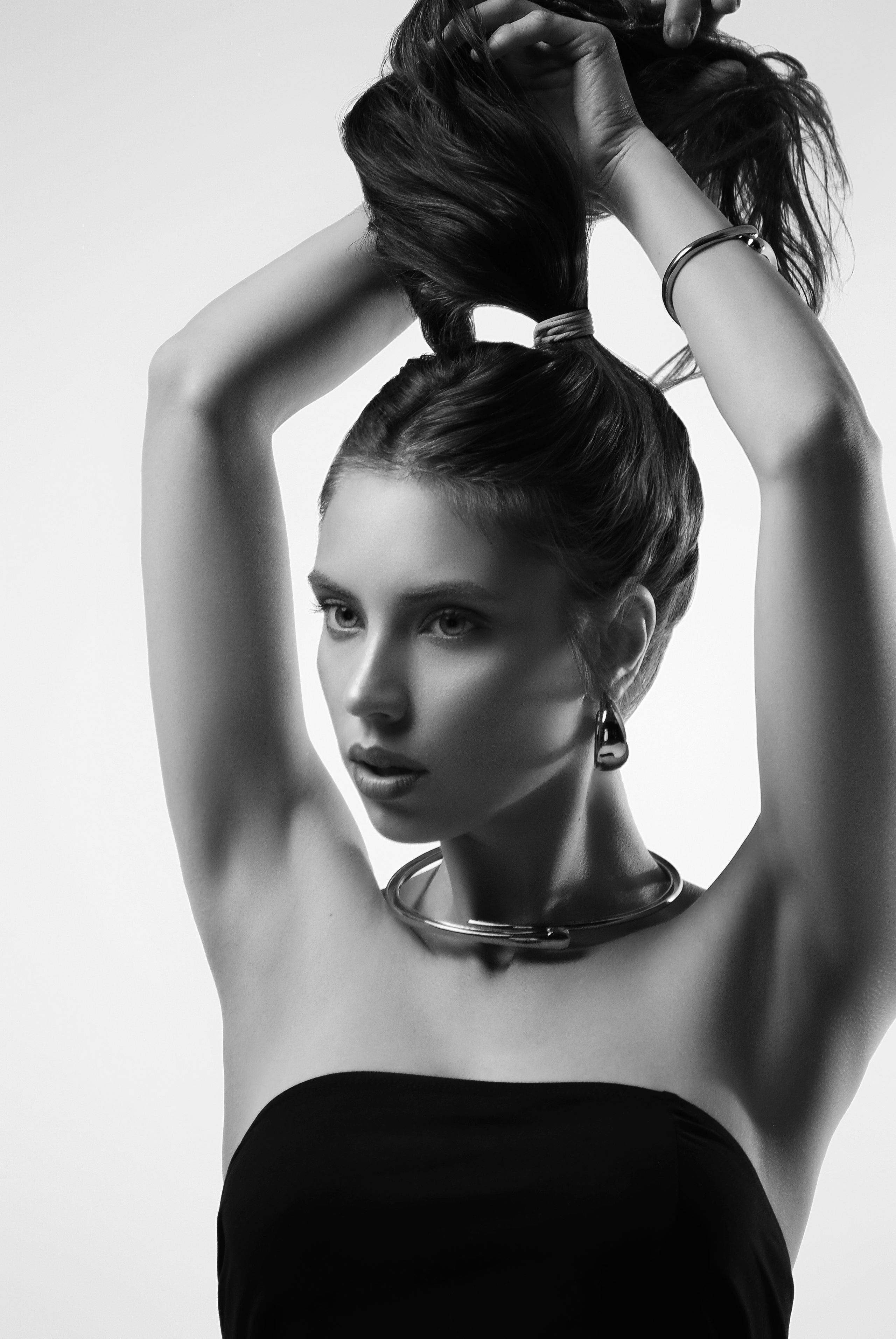 Коммерция Twear. Костюмер, художник кино и телевидения в спб