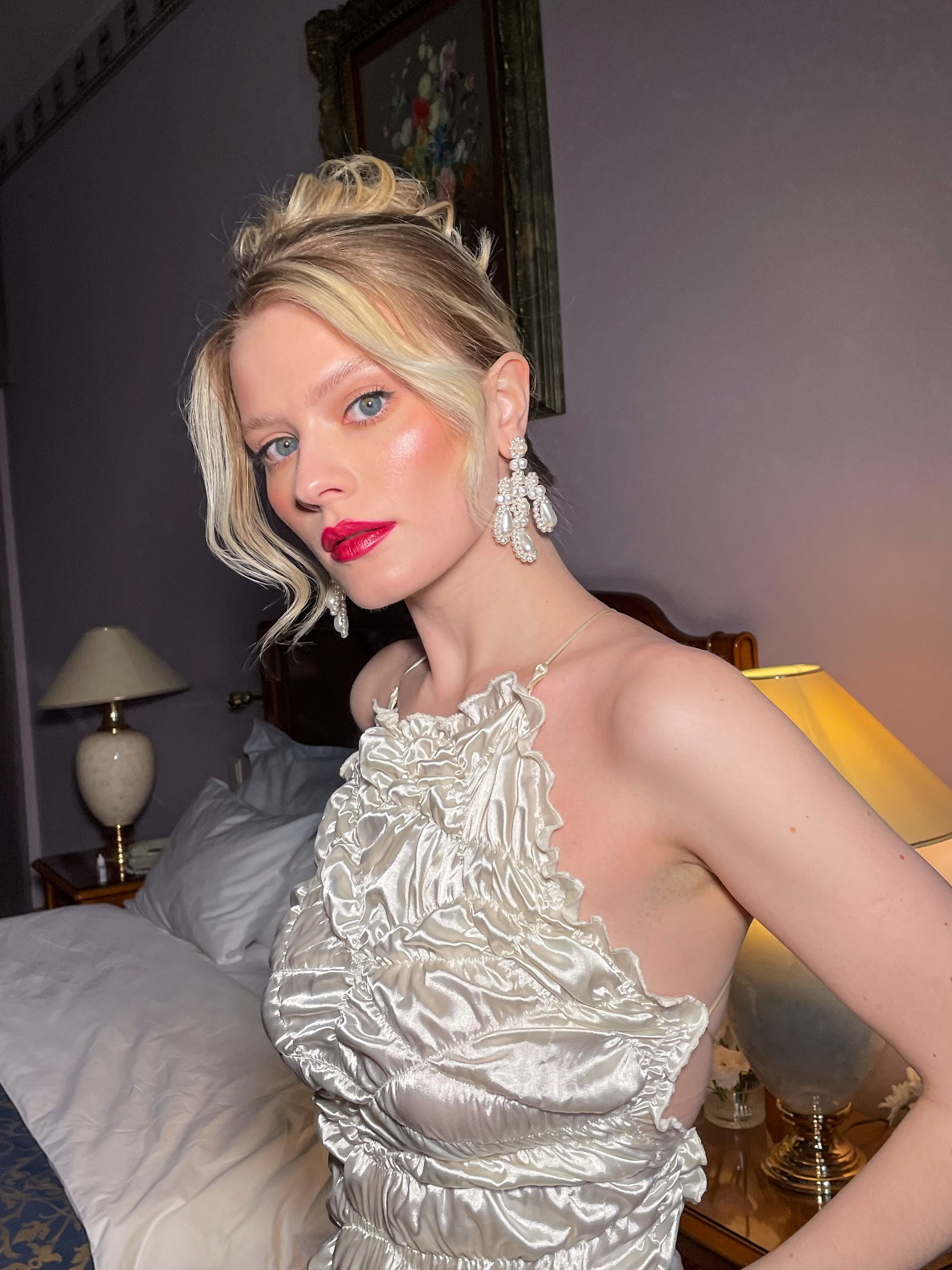 Свадебный визажист и стилист по прическам в Москве