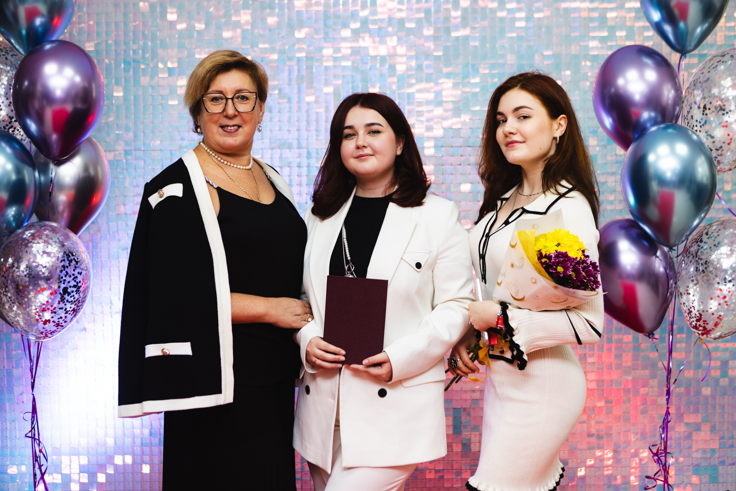 Репортаж с выпускного академии «Локон». Фотограф Елизавета Чечевица | Петербург