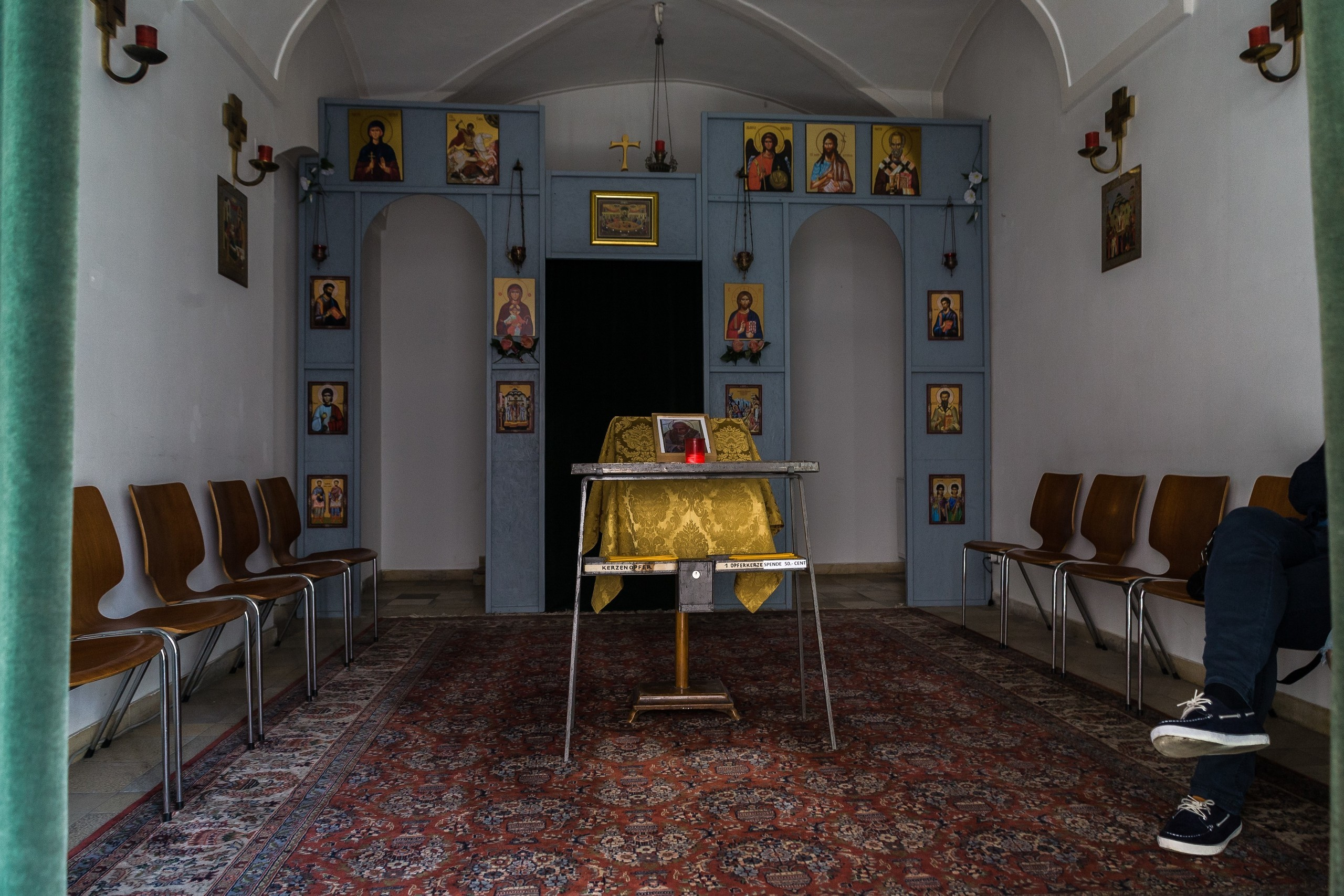 Capitals on the Danube. Künstler Verstecktoff