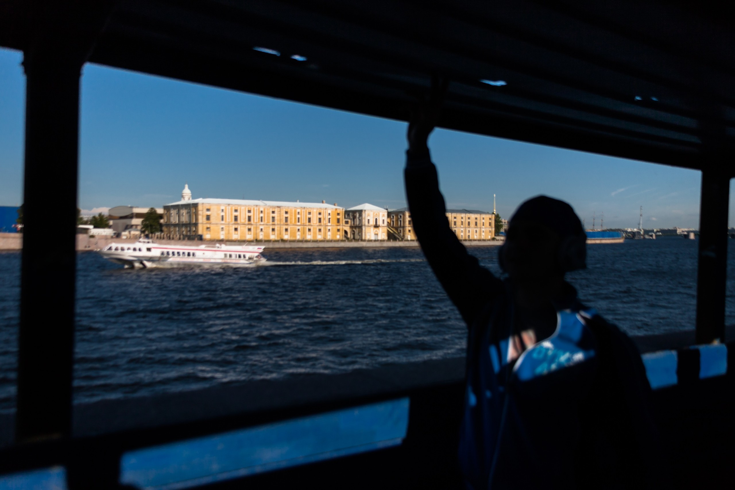 Saint-Petersburg. Künstler Verstecktoff