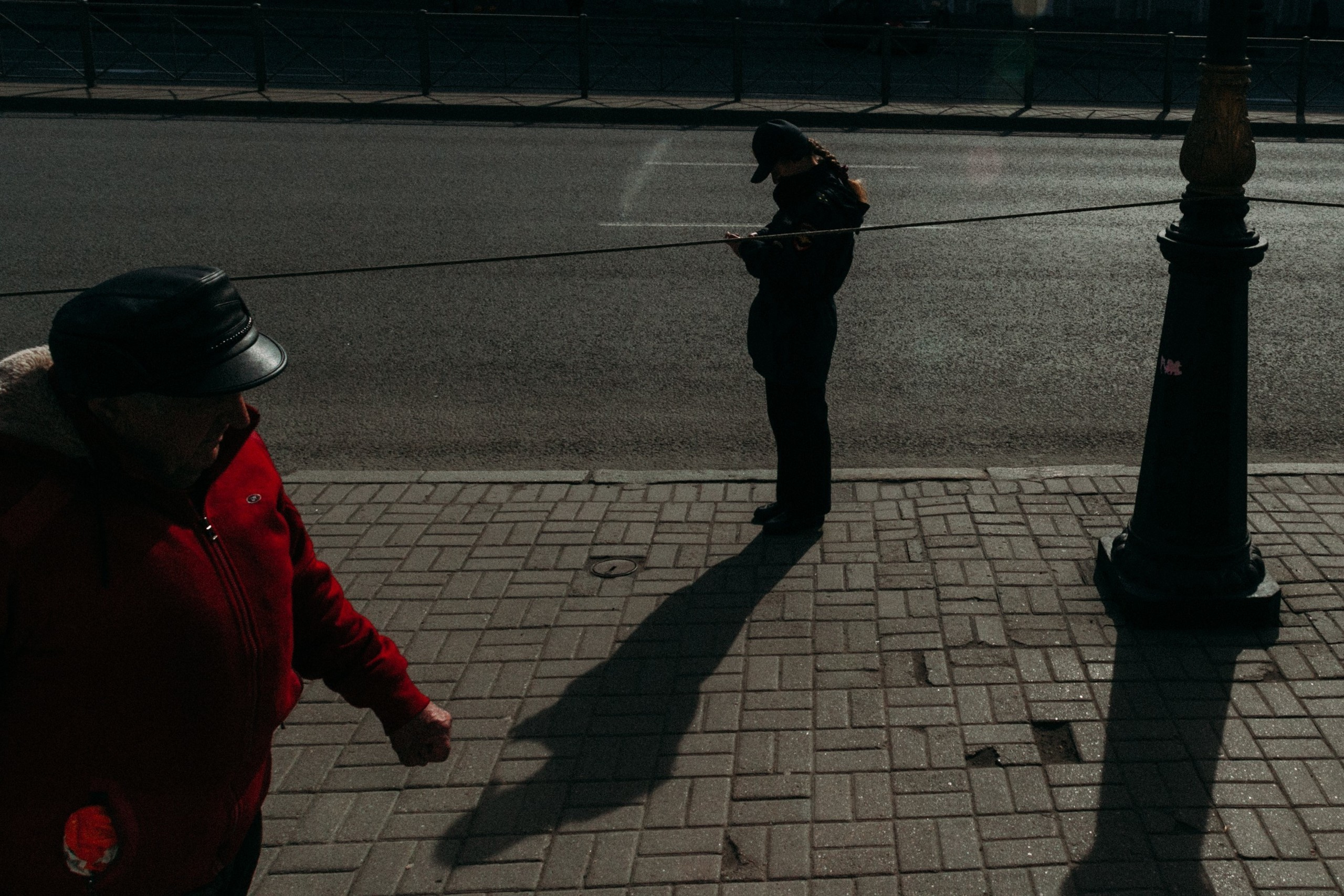 People and stuff. Künstler Verstecktoff