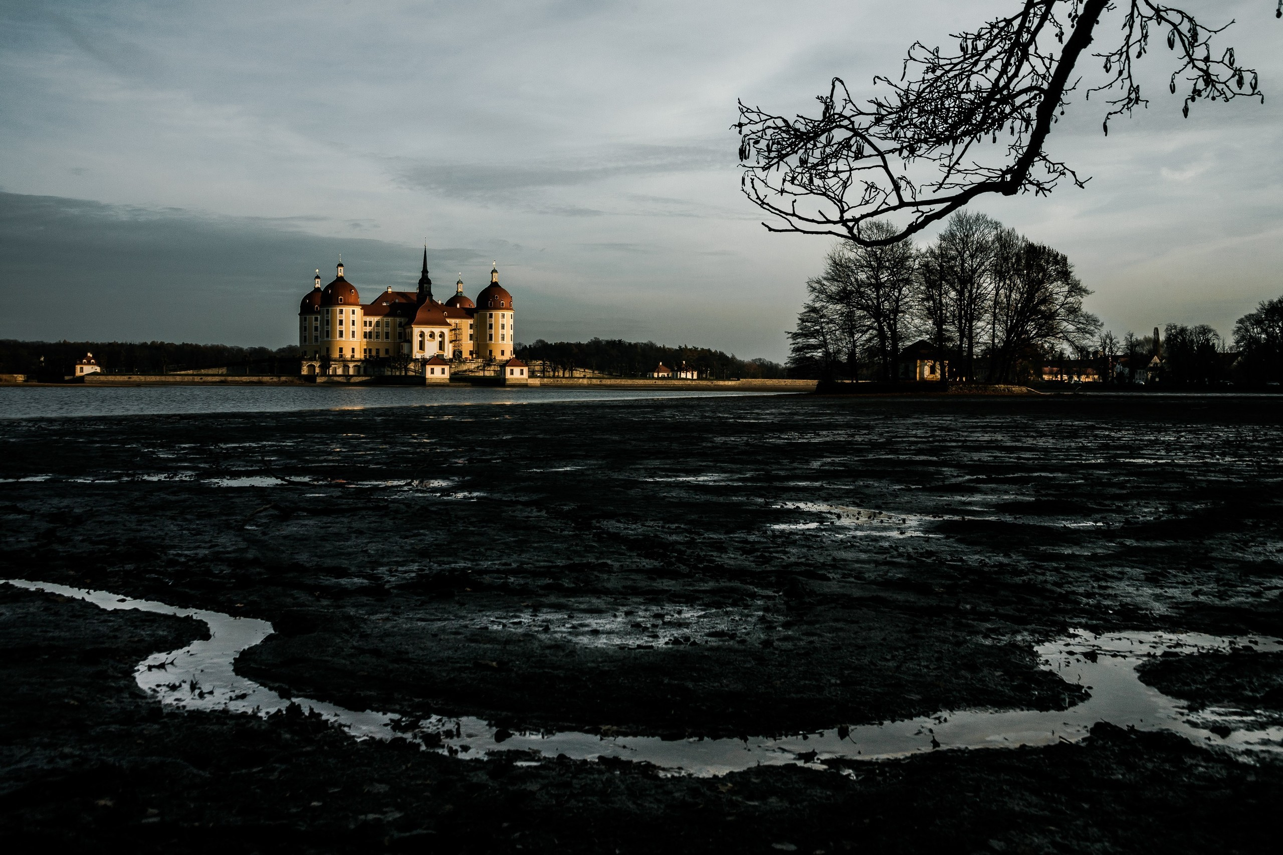 Germany. Künstler Verstecktoff
