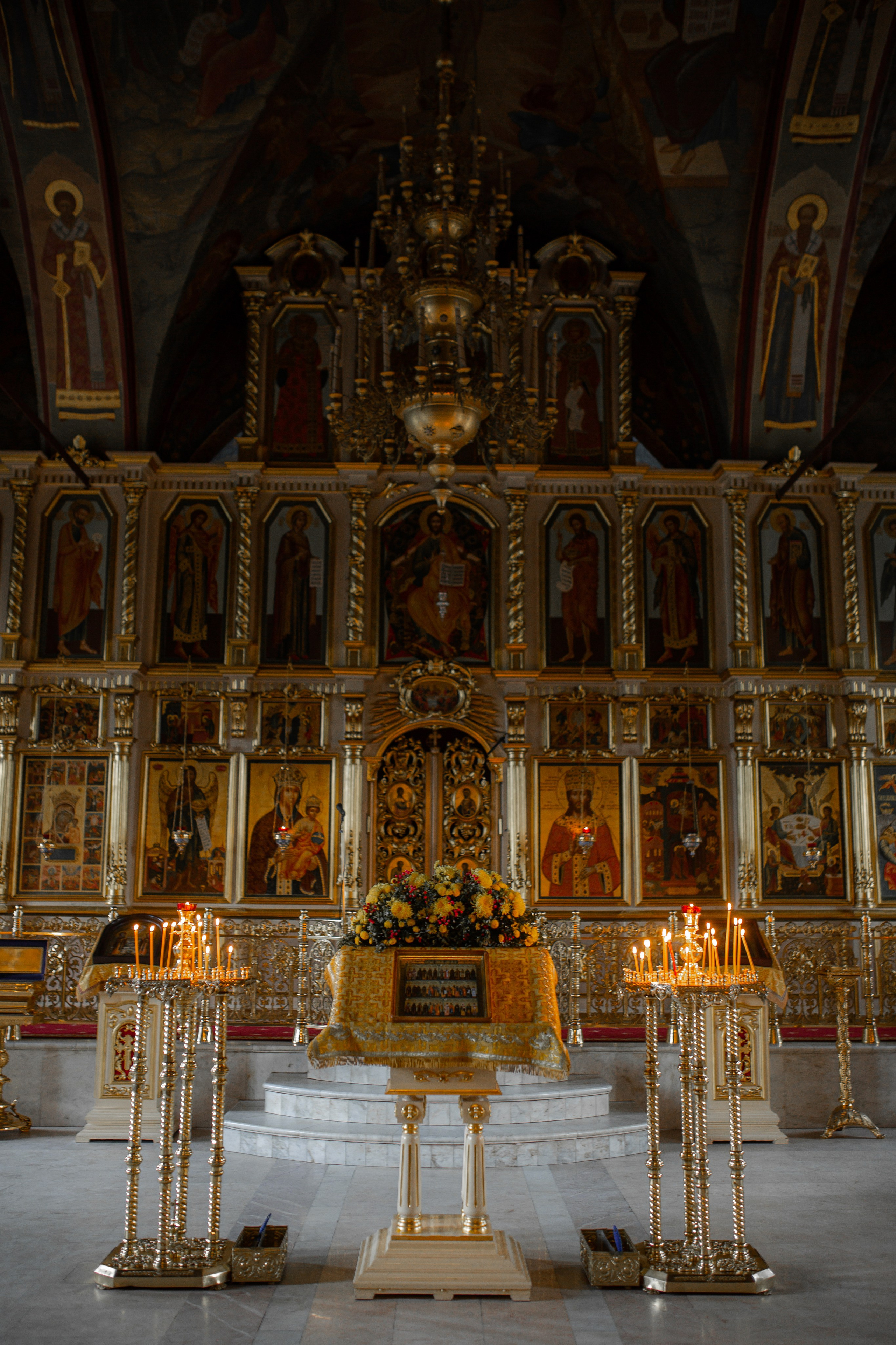 Церковь Рождества Пресвятой Богородицы в Крылатском. Свадебный и семейный фотограф