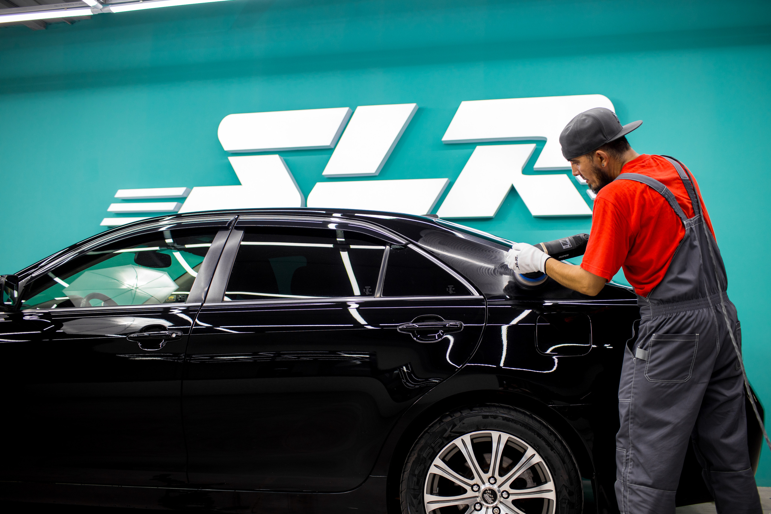 Студия локального ремонта «SLR». Фотограф Антон Никандров