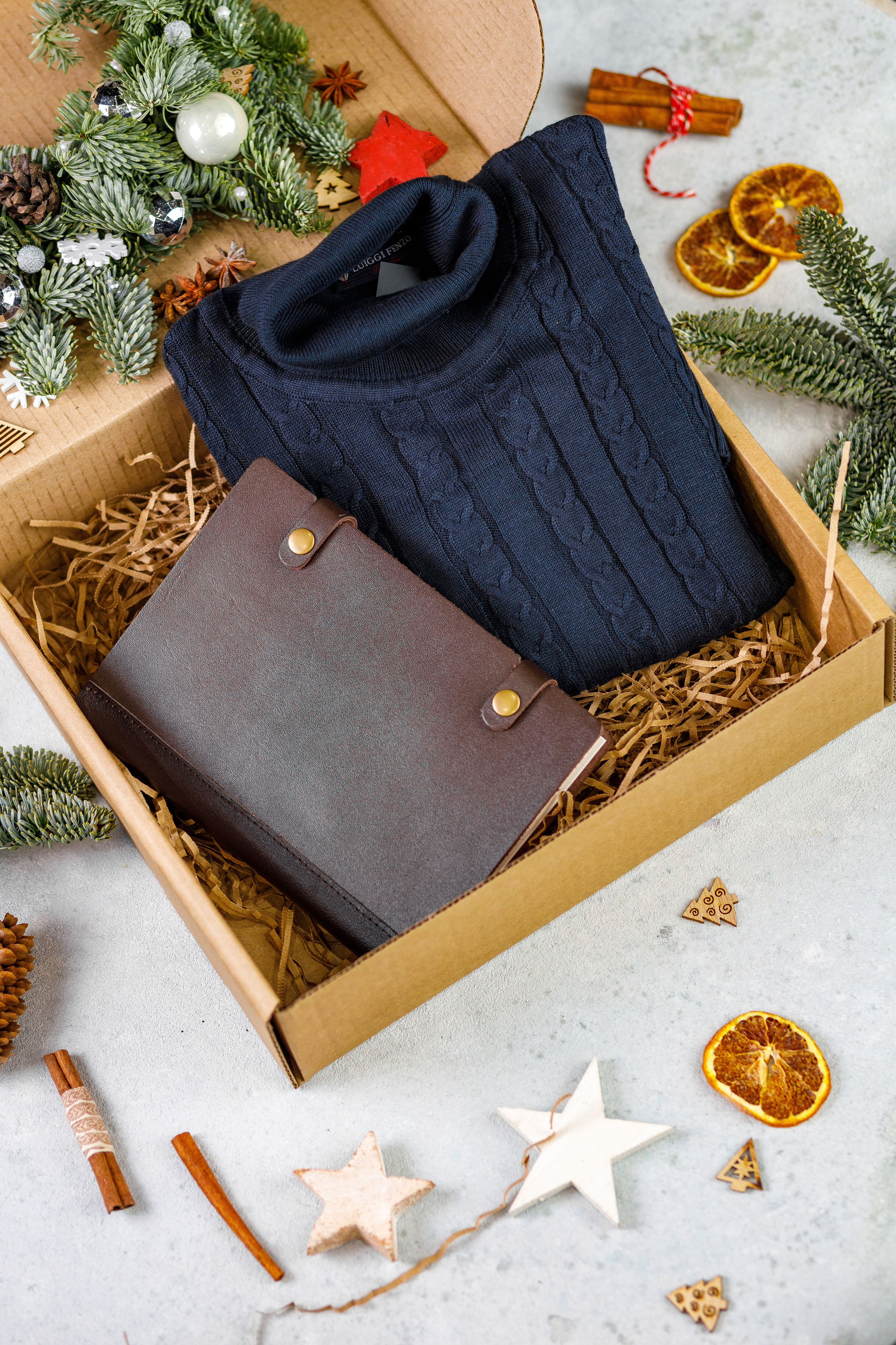 Съёмка подарочных боксов для «HisStory». Фотограф Антон Никандров