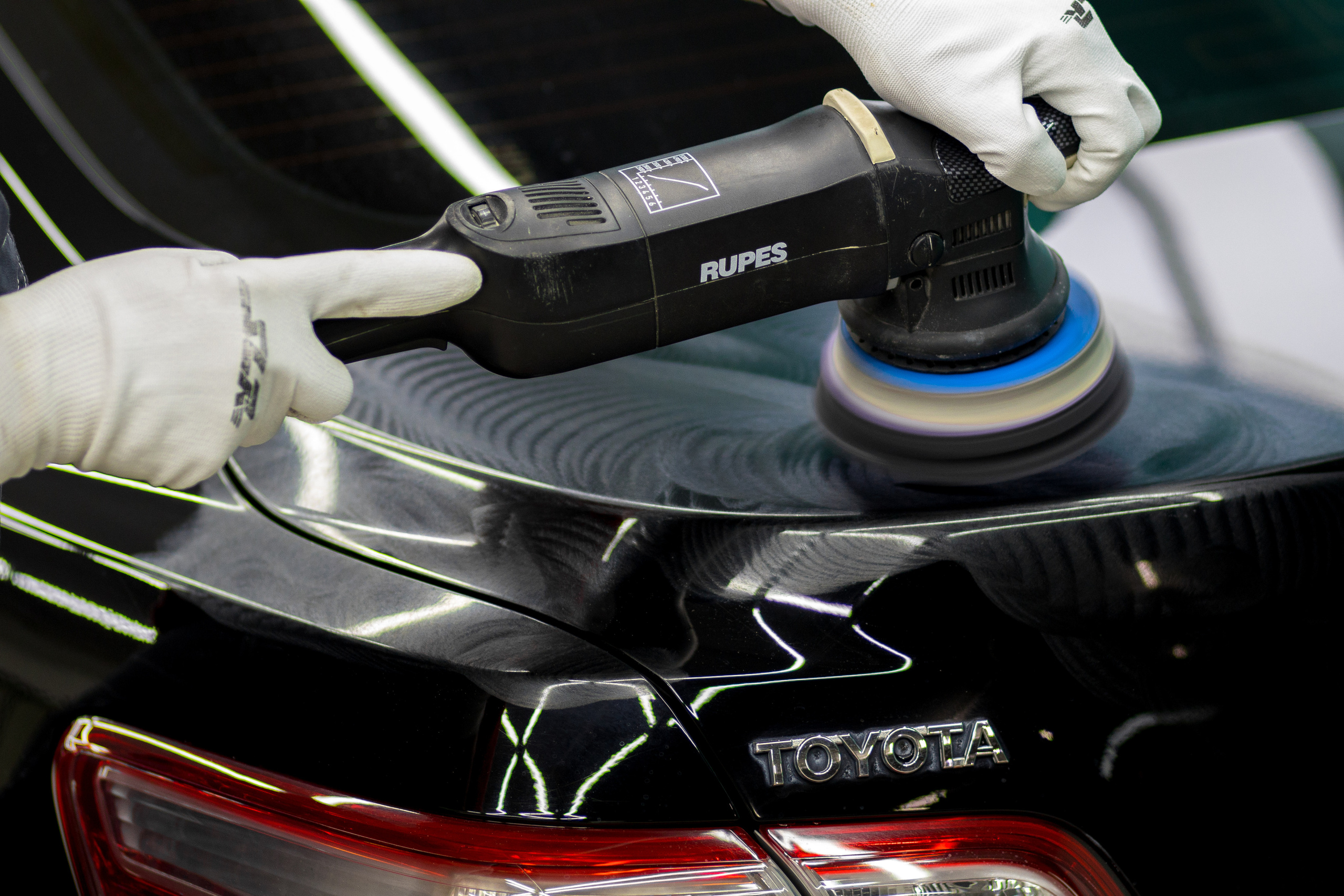 Студия локального ремонта «SLR». Фотограф Антон Никандров