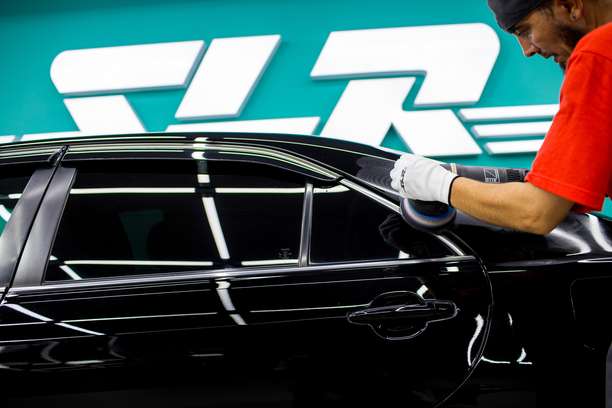 Студия локального ремонта «SLR». Фотограф Антон Никандров