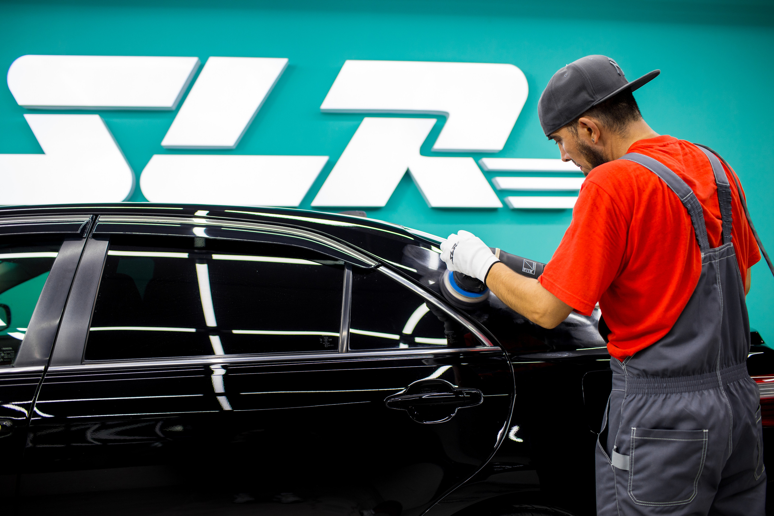 Студия локального ремонта «SLR». Фотограф Антон Никандров