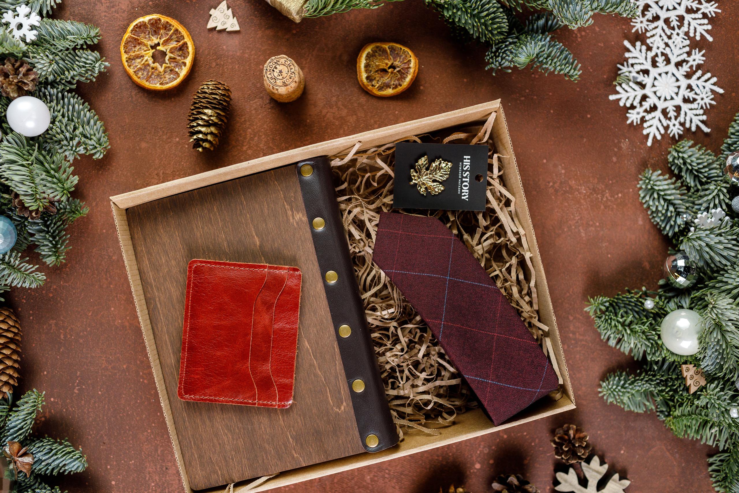 Съёмка подарочных боксов для «HisStory». Фотограф Антон Никандров