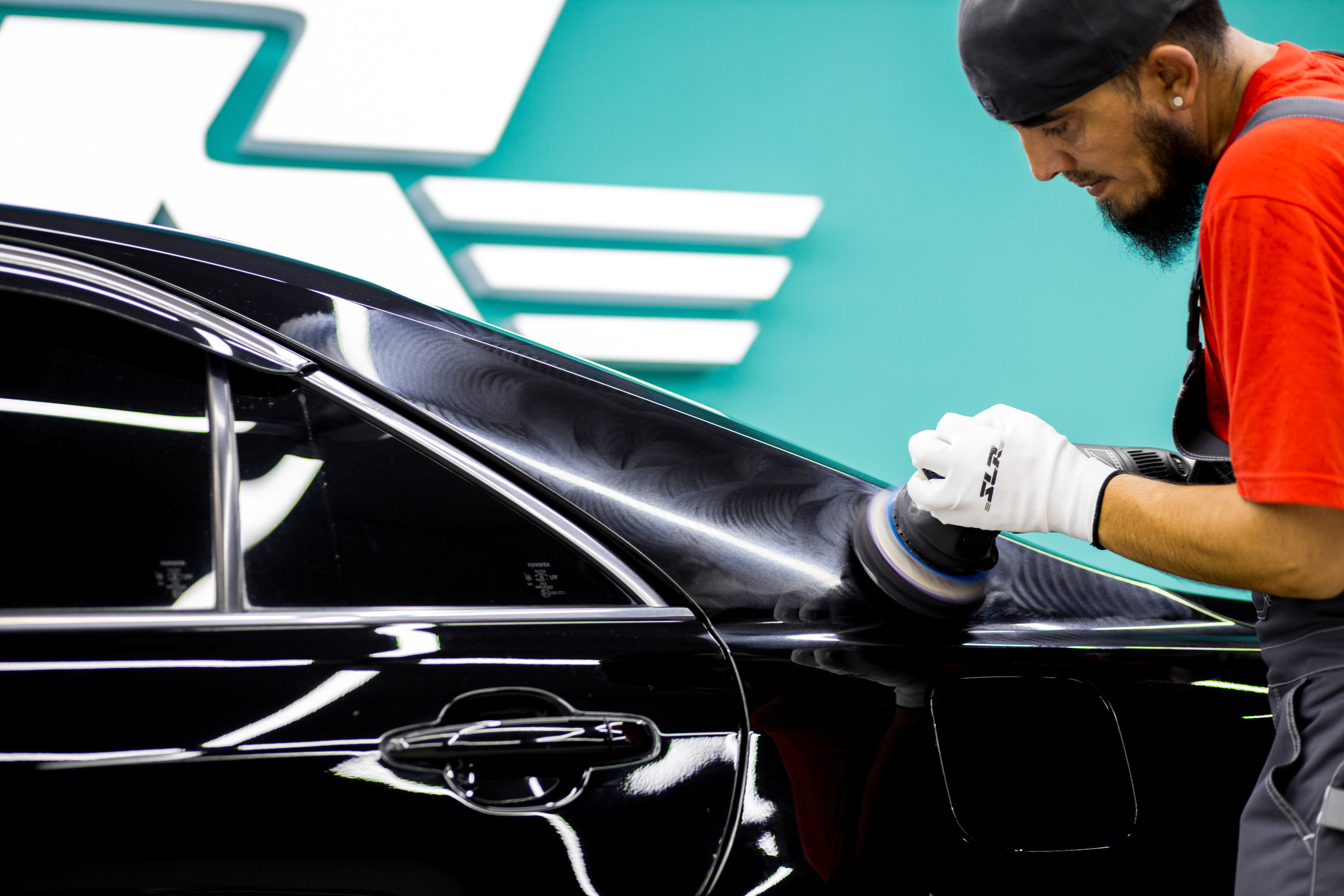 Студия локального ремонта «SLR». Фотограф Антон Никандров