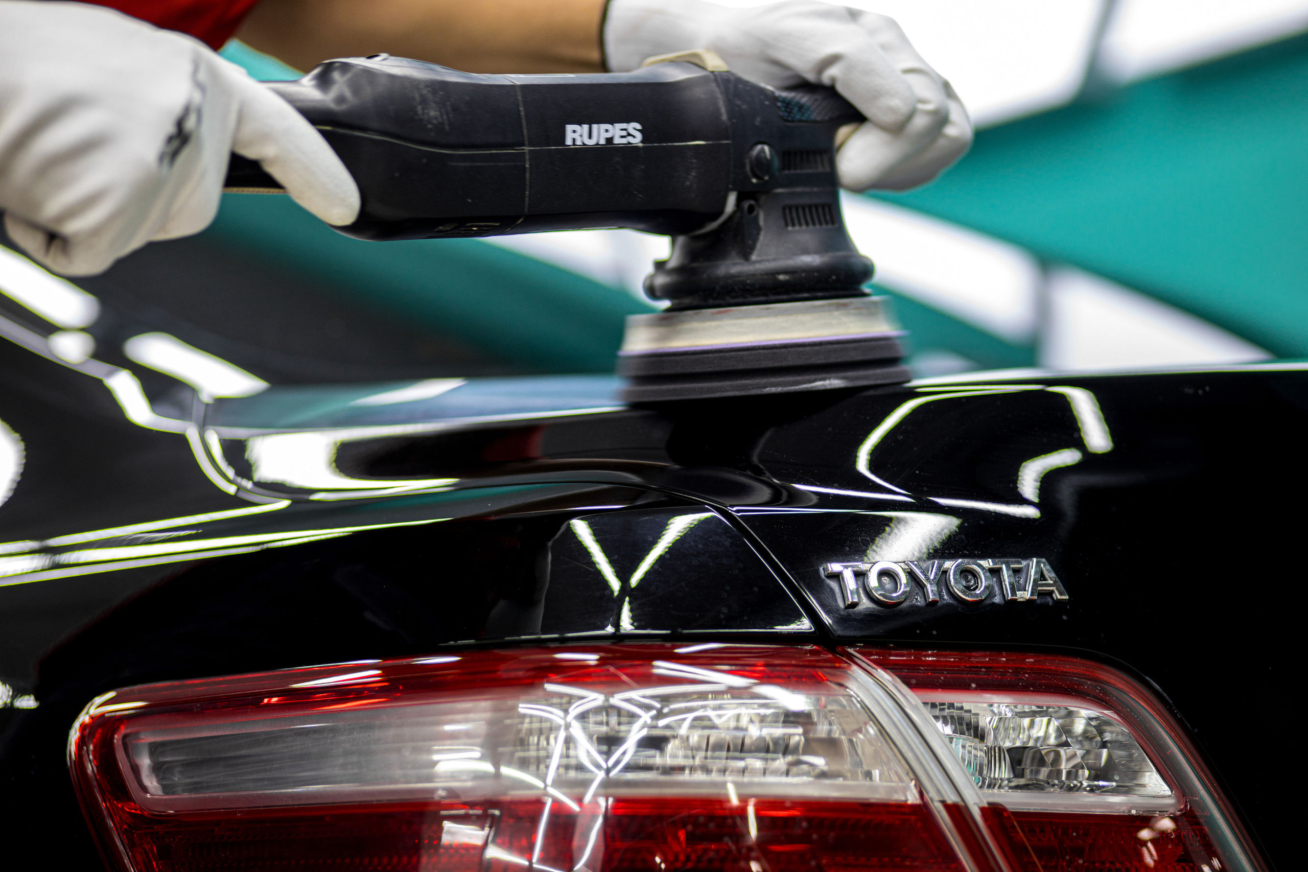 Студия локального ремонта «SLR». Фотограф Антон Никандров