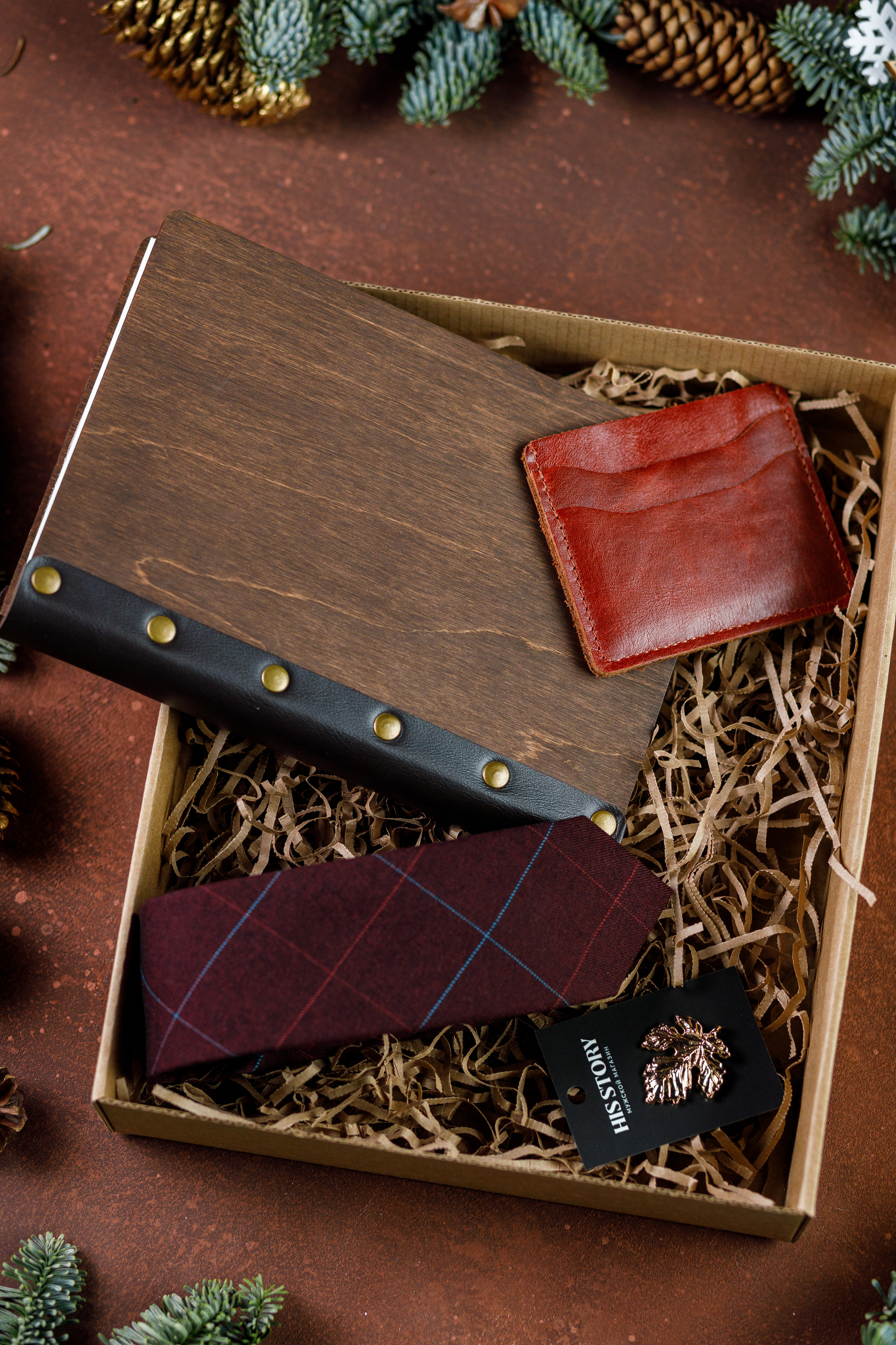 Съёмка подарочных боксов для «HisStory». Фотограф Антон Никандров