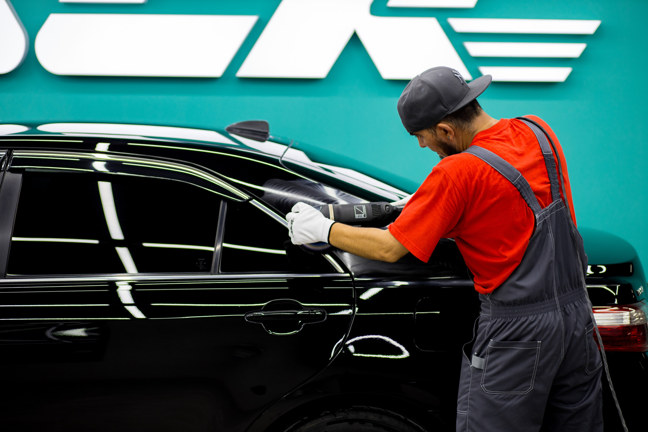 Студия локального ремонта «SLR». Фотограф Антон Никандров