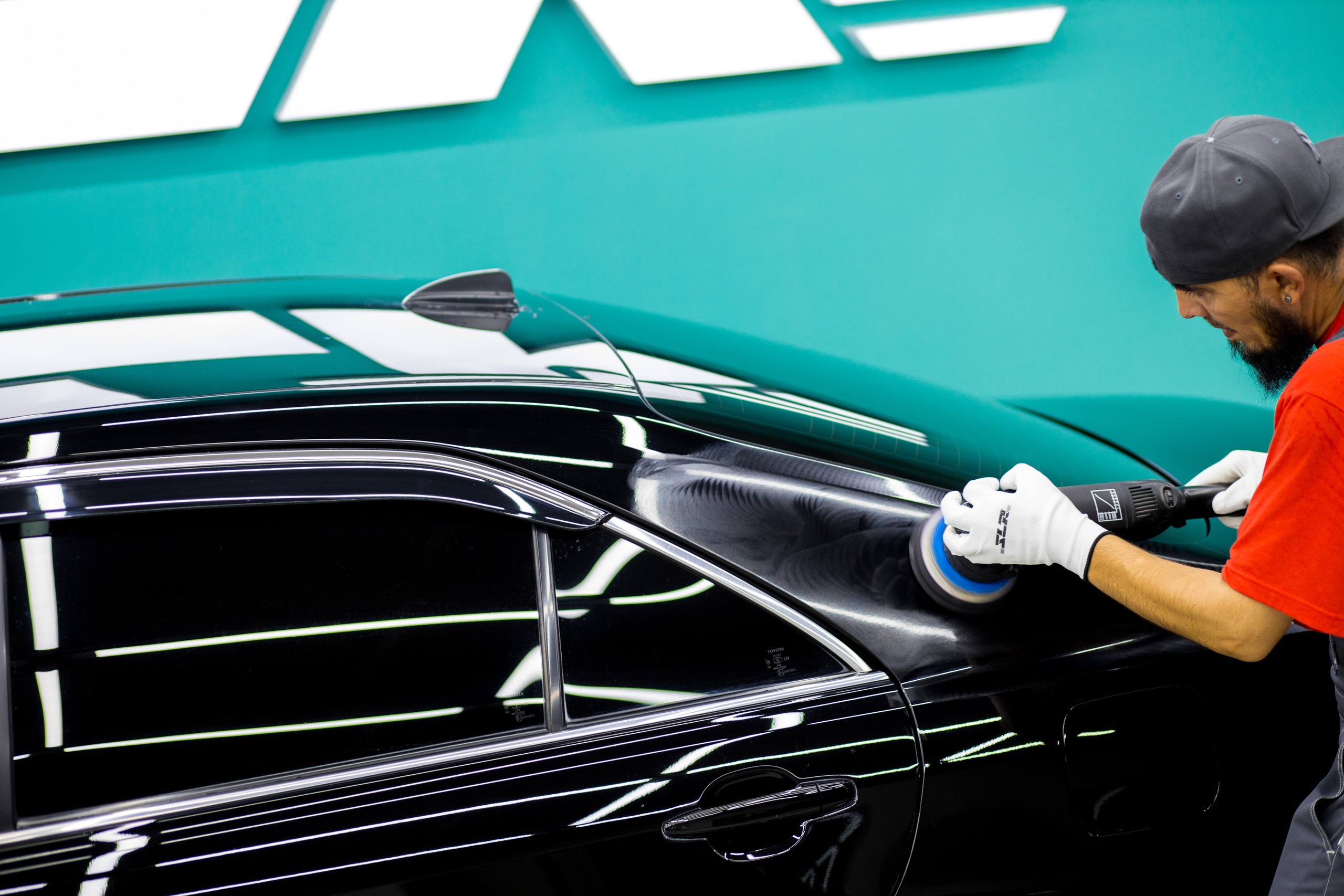 Студия локального ремонта «SLR». Фотограф Антон Никандров