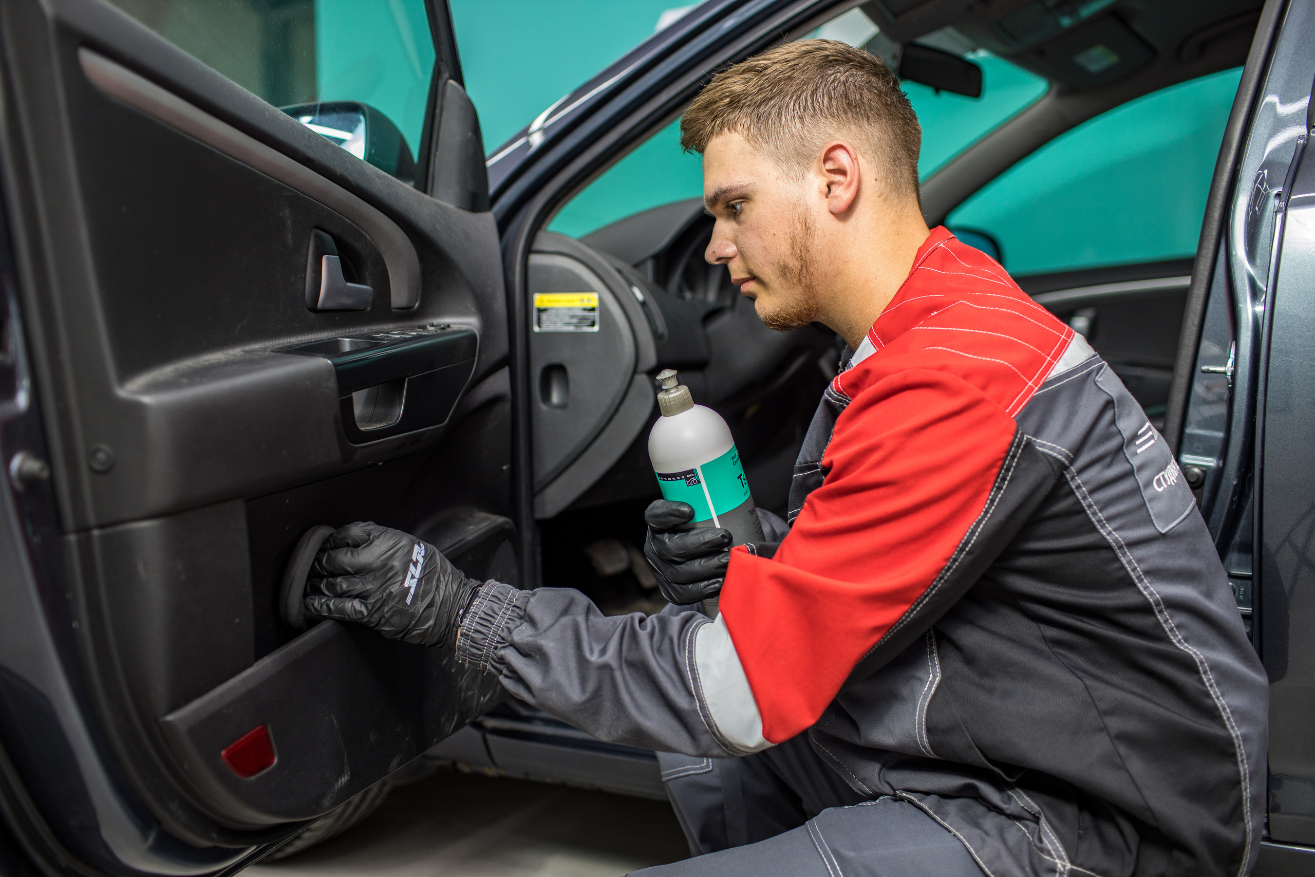 Студия локального ремонта «SLR». Фотограф Антон Никандров