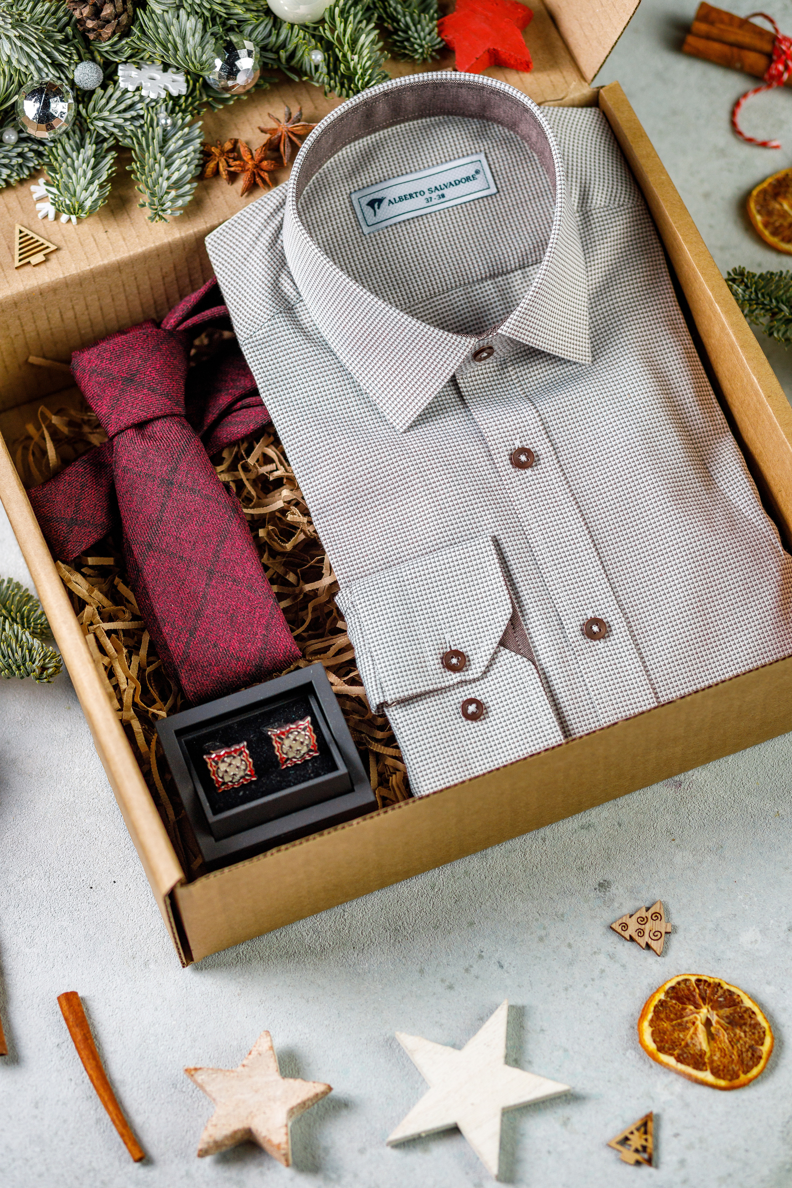 Съёмка подарочных боксов для «HisStory». Фотограф Антон Никандров