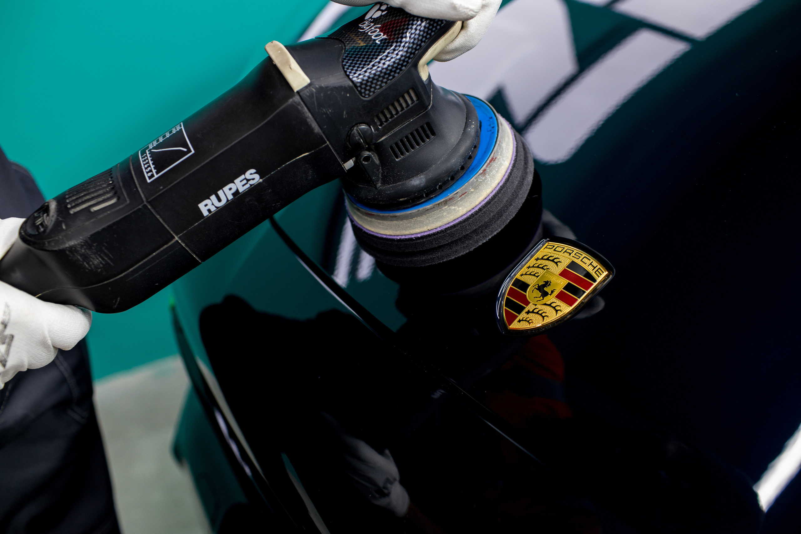 Студия локального ремонта «SLR». Фотограф Антон Никандров