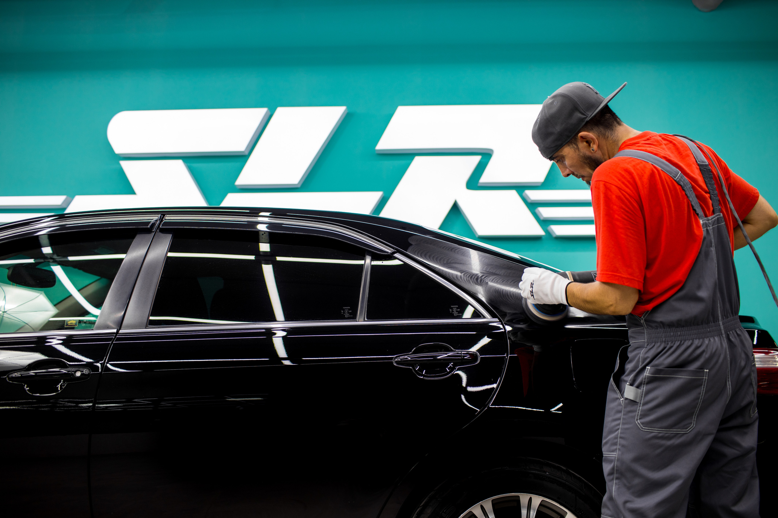 Студия локального ремонта «SLR». Фотограф Антон Никандров