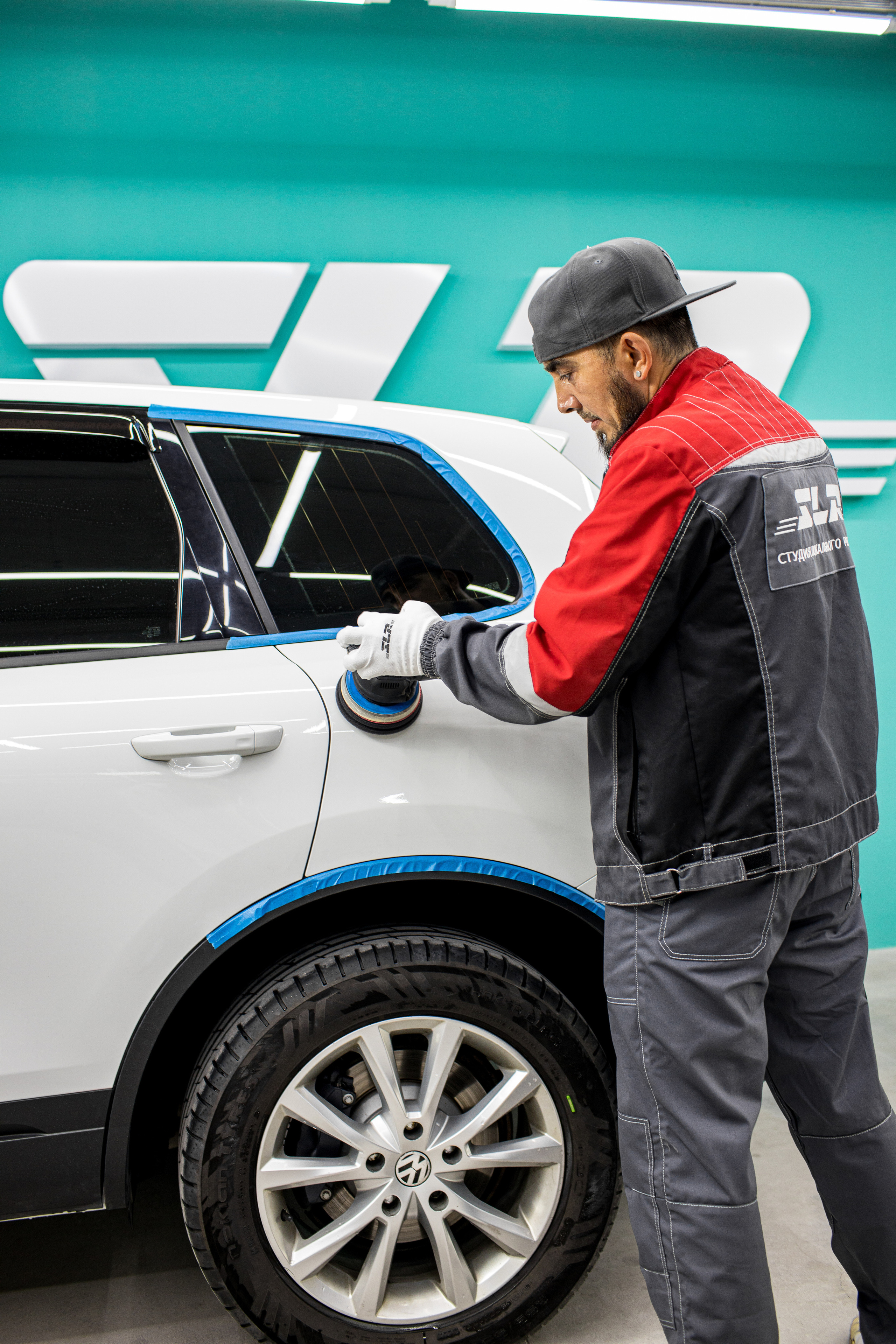 Студия локального ремонта «SLR». Фотограф Антон Никандров