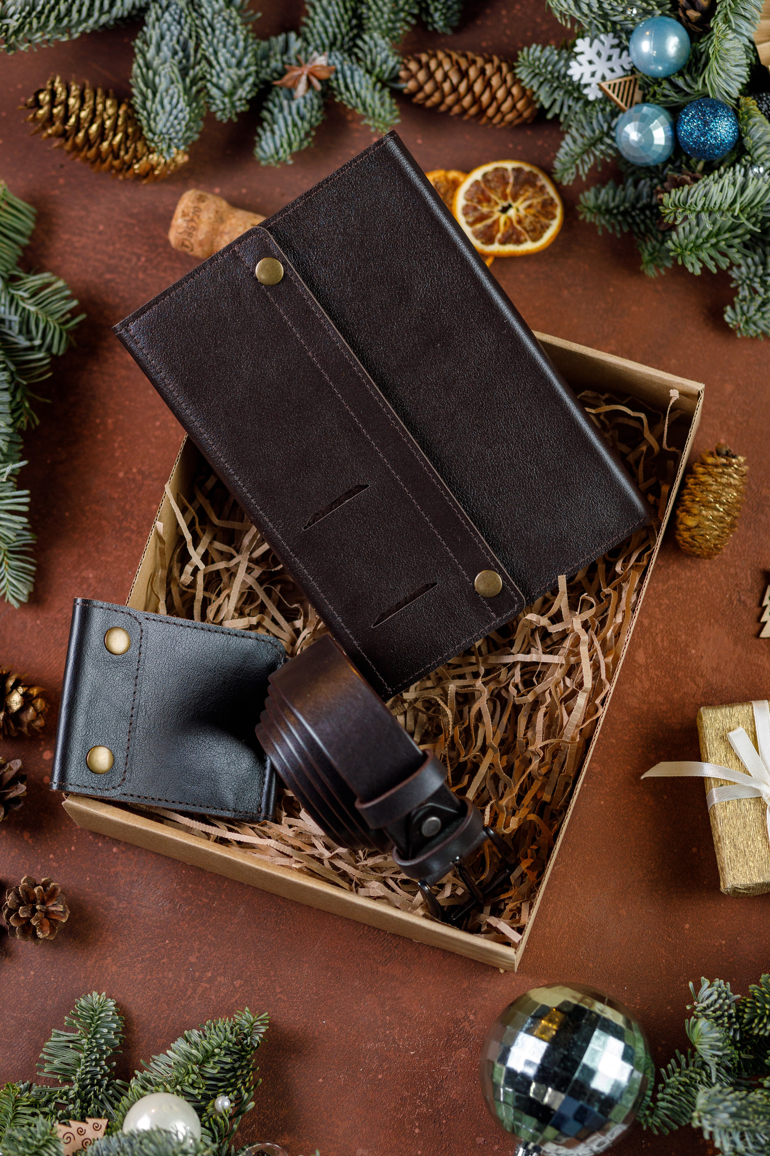 Съёмка подарочных боксов для «HisStory». Фотограф Антон Никандров