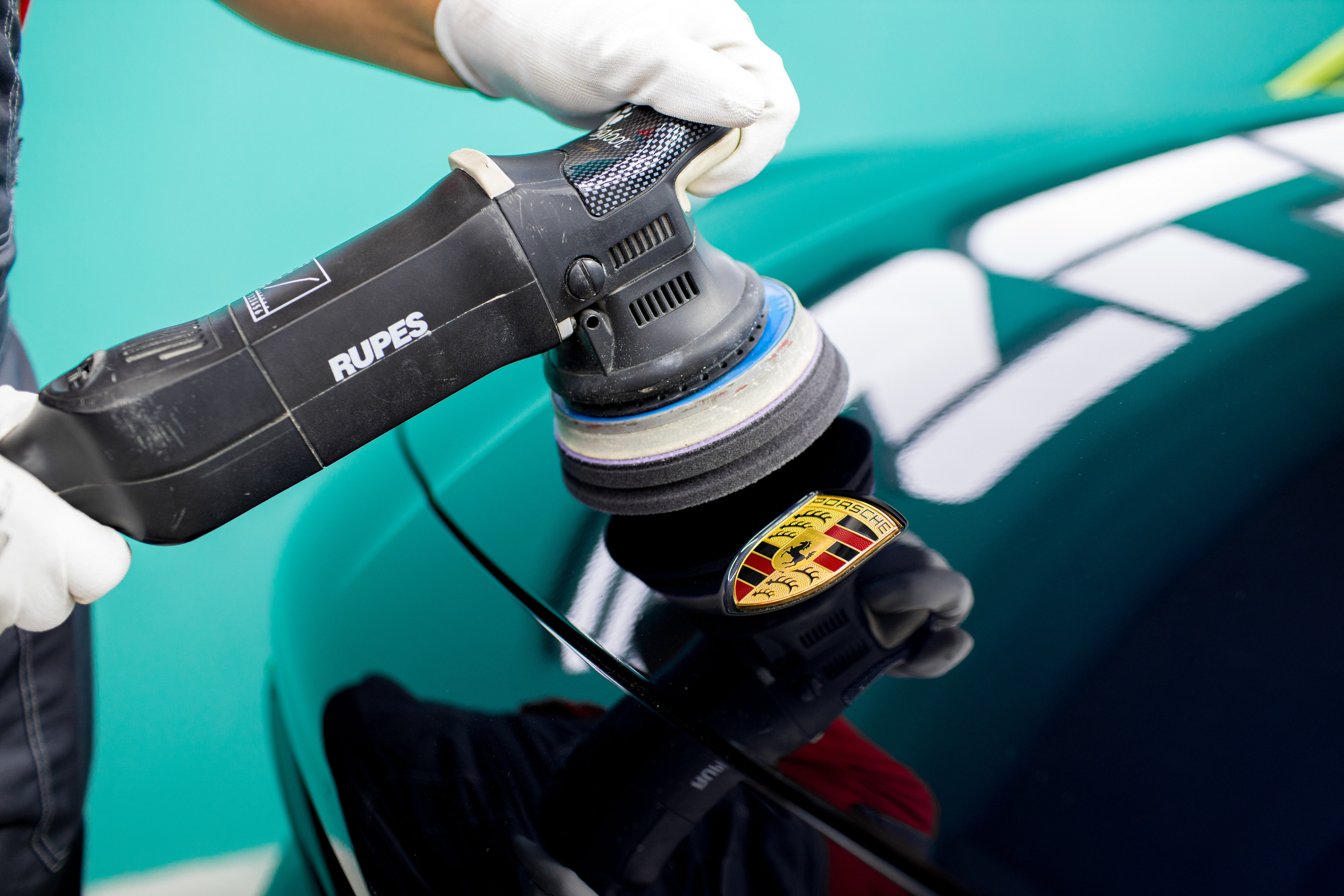 Студия локального ремонта «SLR». Фотограф Антон Никандров