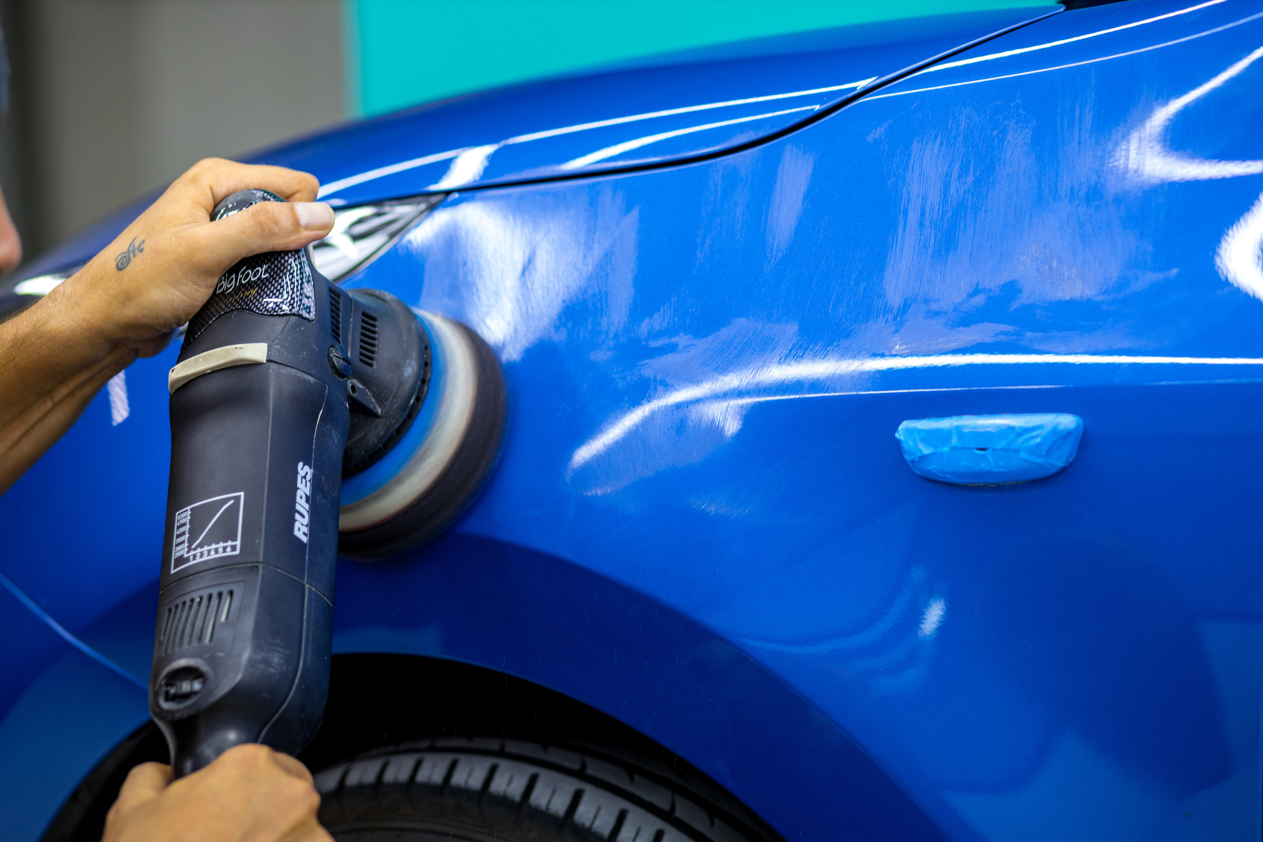 Студия локального ремонта «SLR». Фотограф Антон Никандров