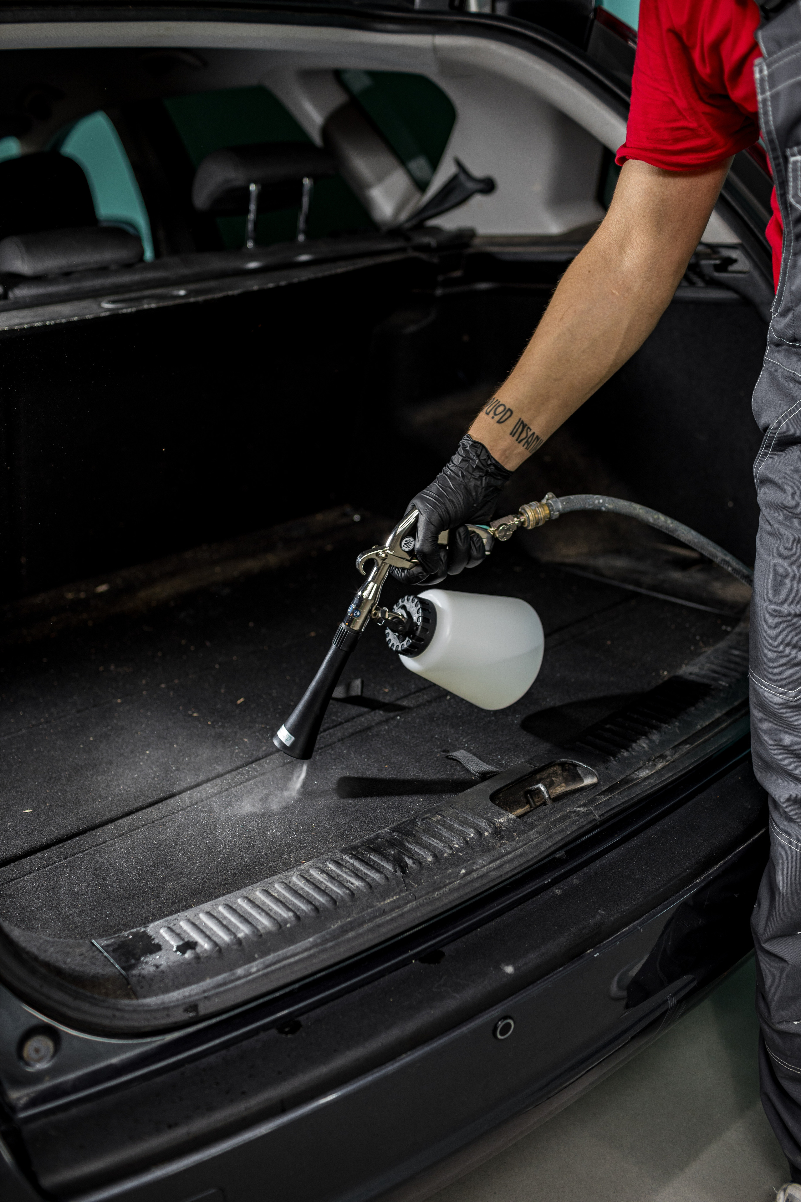 Студия локального ремонта «SLR». Фотограф Антон Никандров