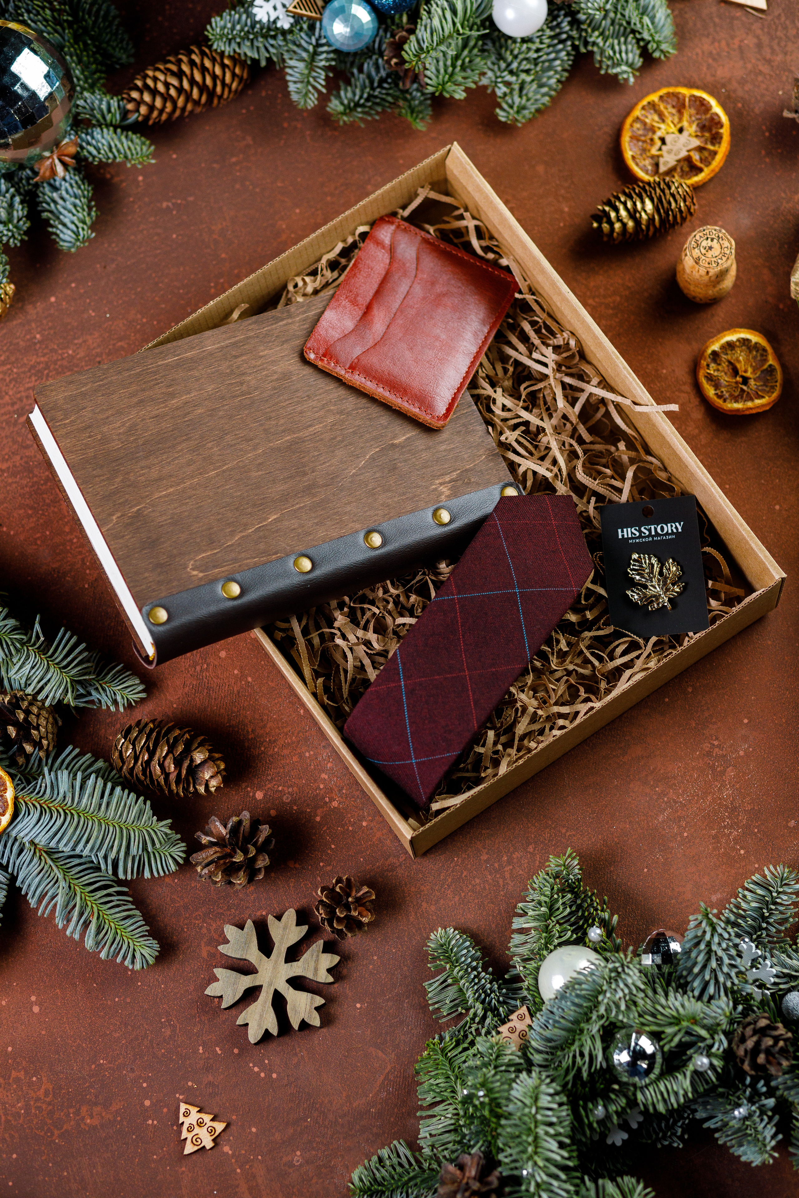 Съёмка подарочных боксов для «HisStory». Фотограф Антон Никандров