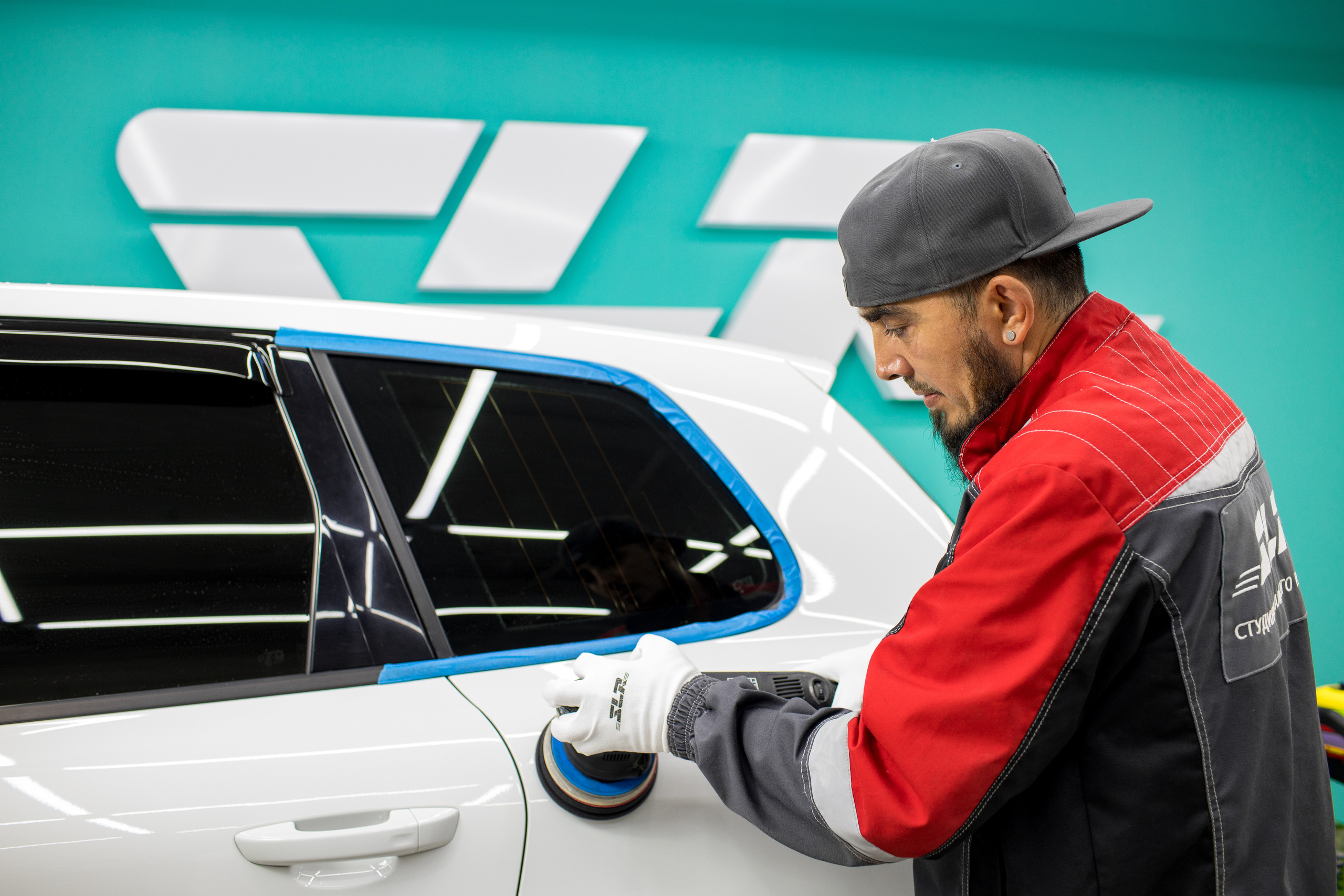 Студия локального ремонта «SLR». Фотограф Антон Никандров