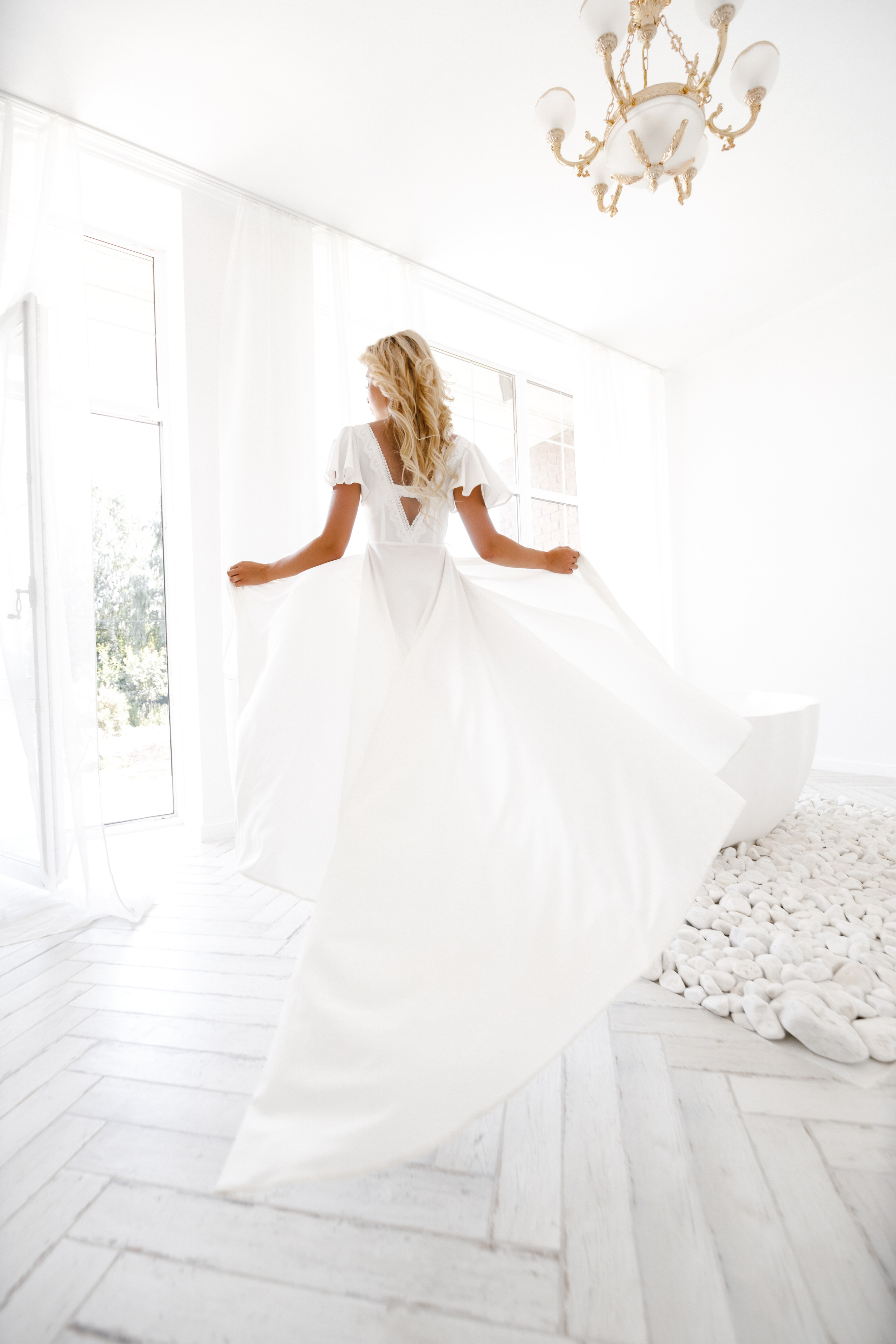 «BEZE». Съёмка коллекции будуарных платьев. Фотограф Антон Никандров