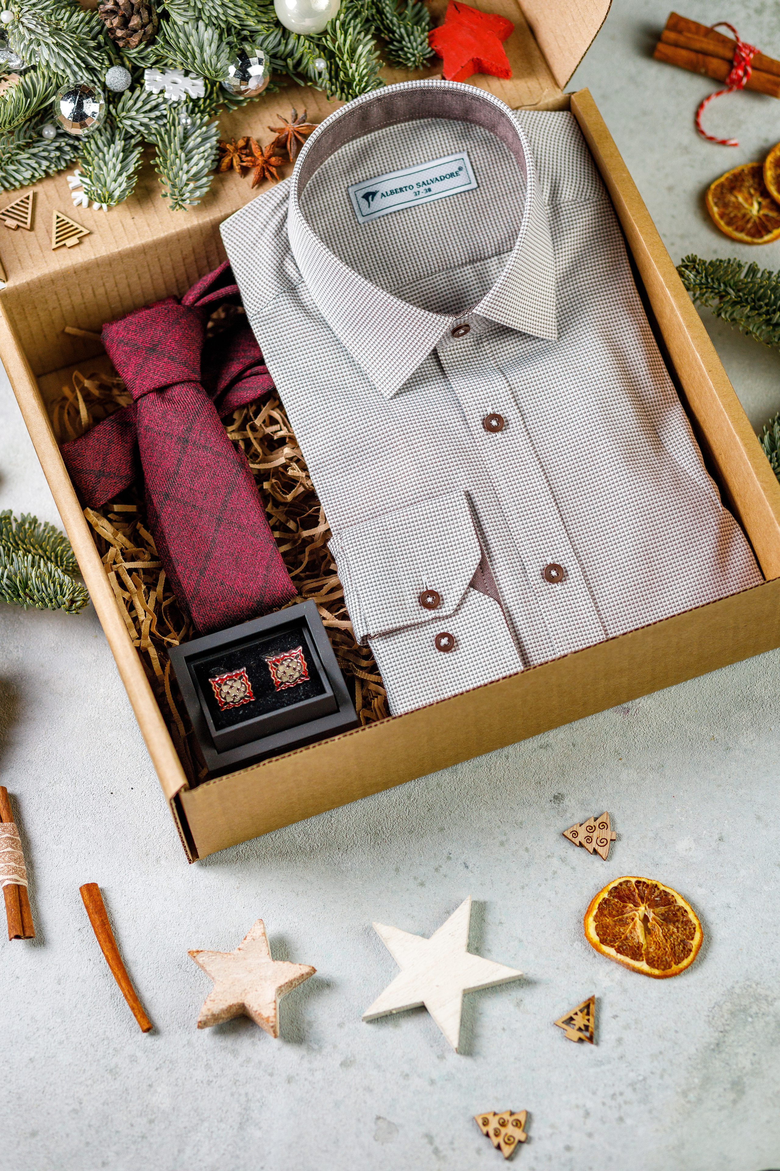 Съёмка подарочных боксов для «HisStory». Фотограф Антон Никандров