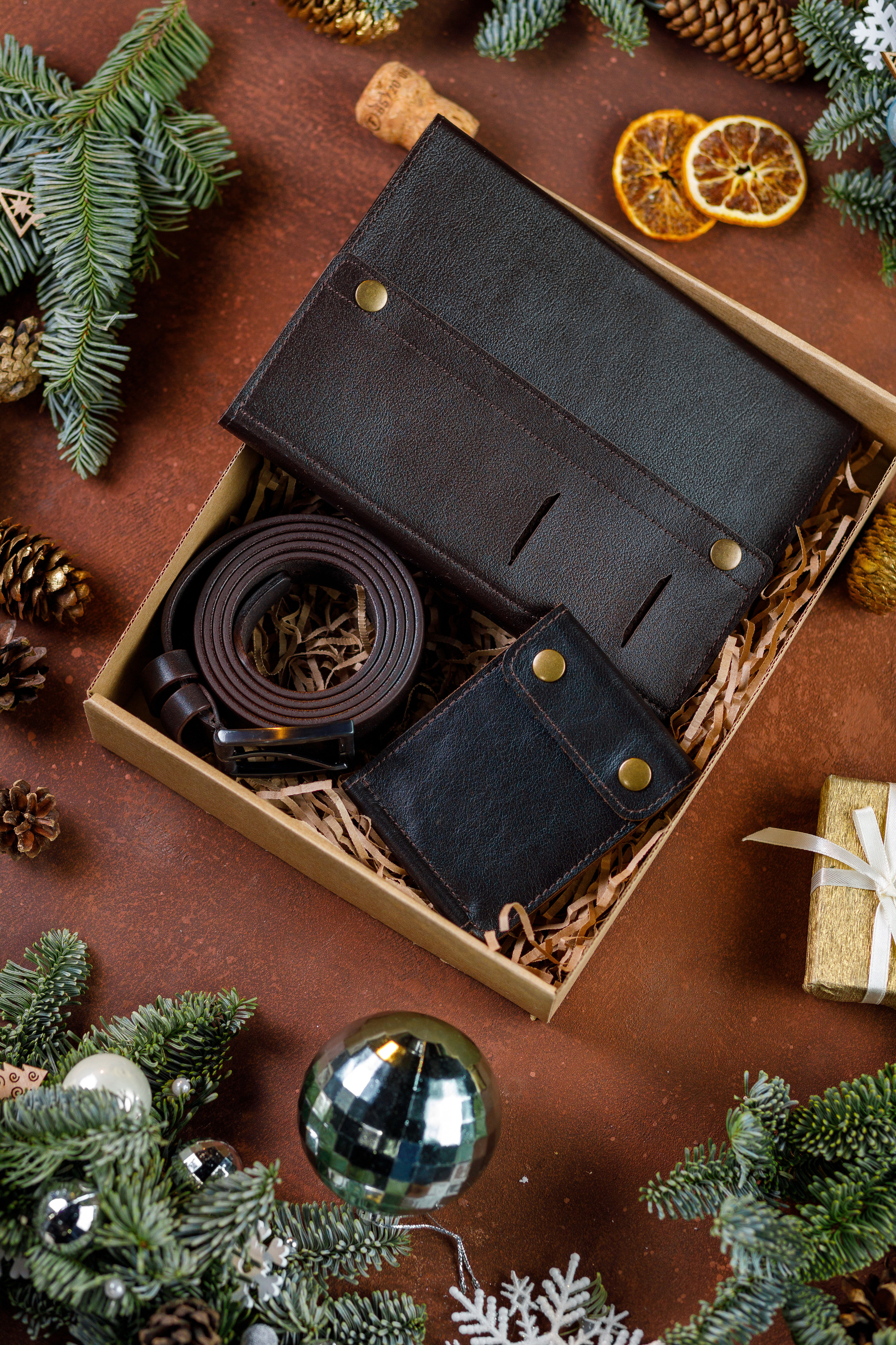 Съёмка подарочных боксов для «HisStory». Фотограф Антон Никандров