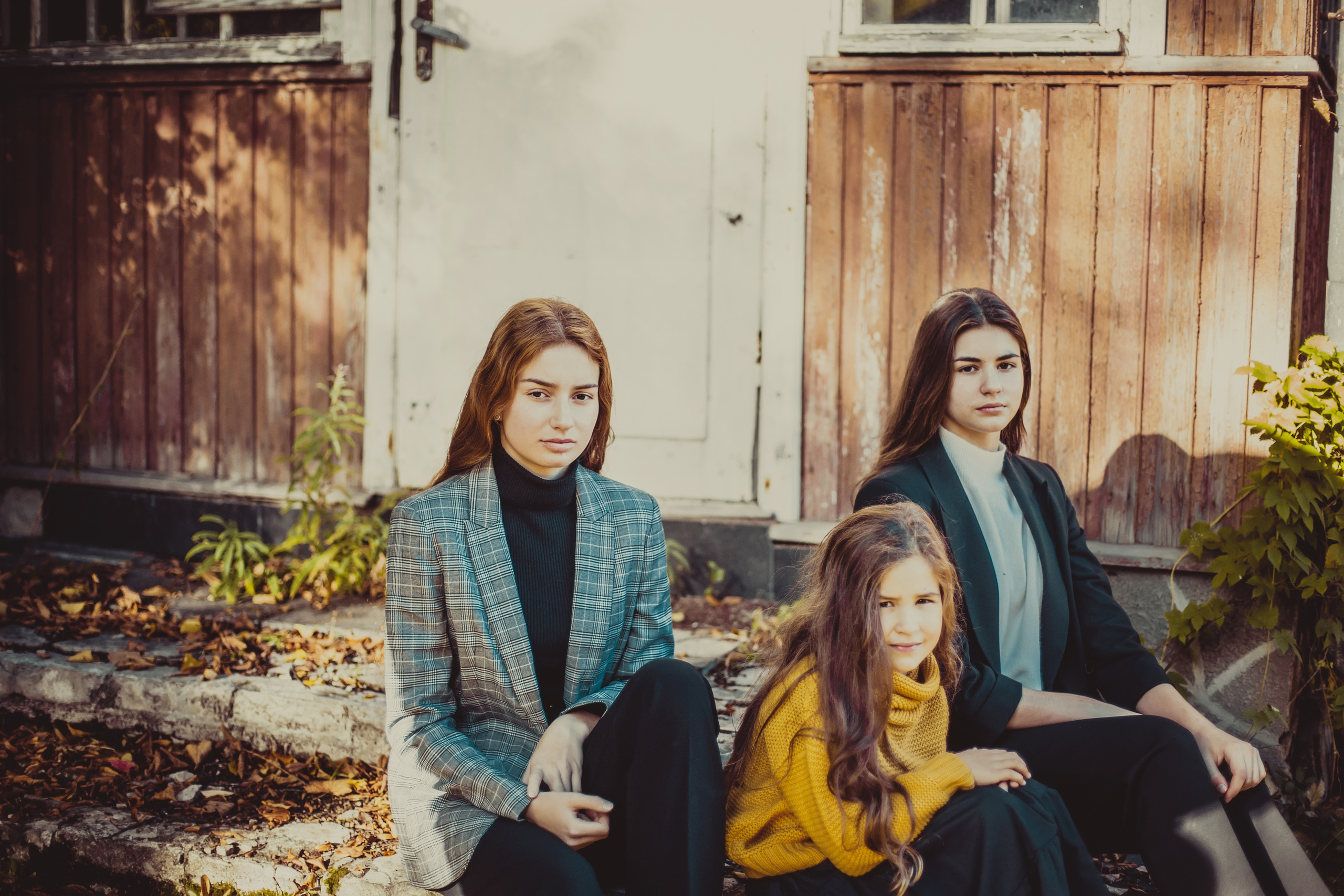 Фотосессия трех сестер в усадьбе Знаменка. Детский, свадебный и семейный фотограф Юлия Курбатова, Санкт-Петербург