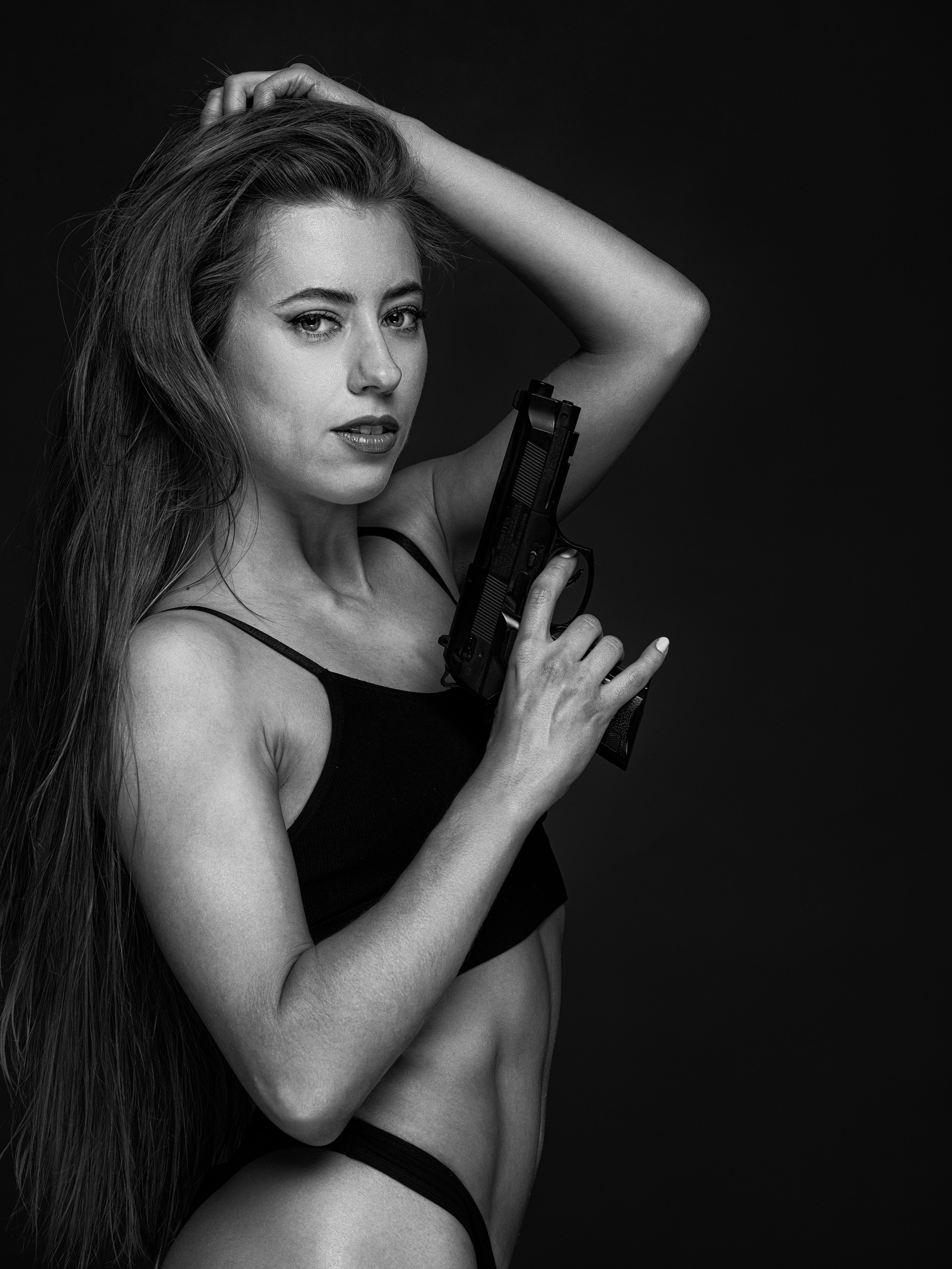 Съемка с Викторией на циклораме с импульсным светом в формате для «себя». Дмитрий Шульгин, портретный фотограф в Воронеже