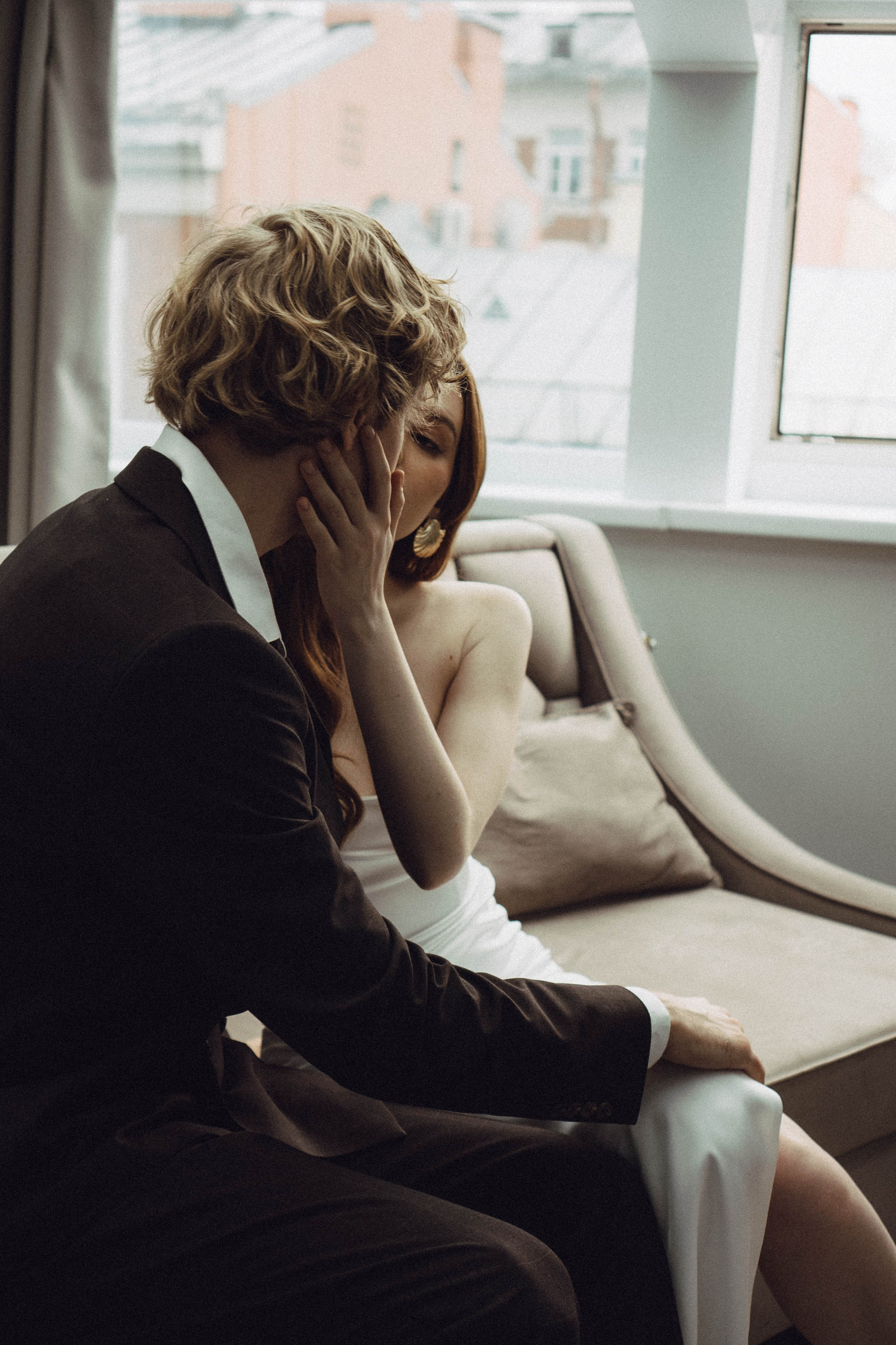 СВАДЕБНАЯ СЬЕМКА В ОТЕЛЕ. СБОРЫ ЖЕНИХА И НЕВЕСТЫ И ТАКЖЕ ТОР И ПОДГОТОВКА К ПРОГУЛКЕ. Профессиональный фотограф, Санкт-Петербург — Виктория Богомолова