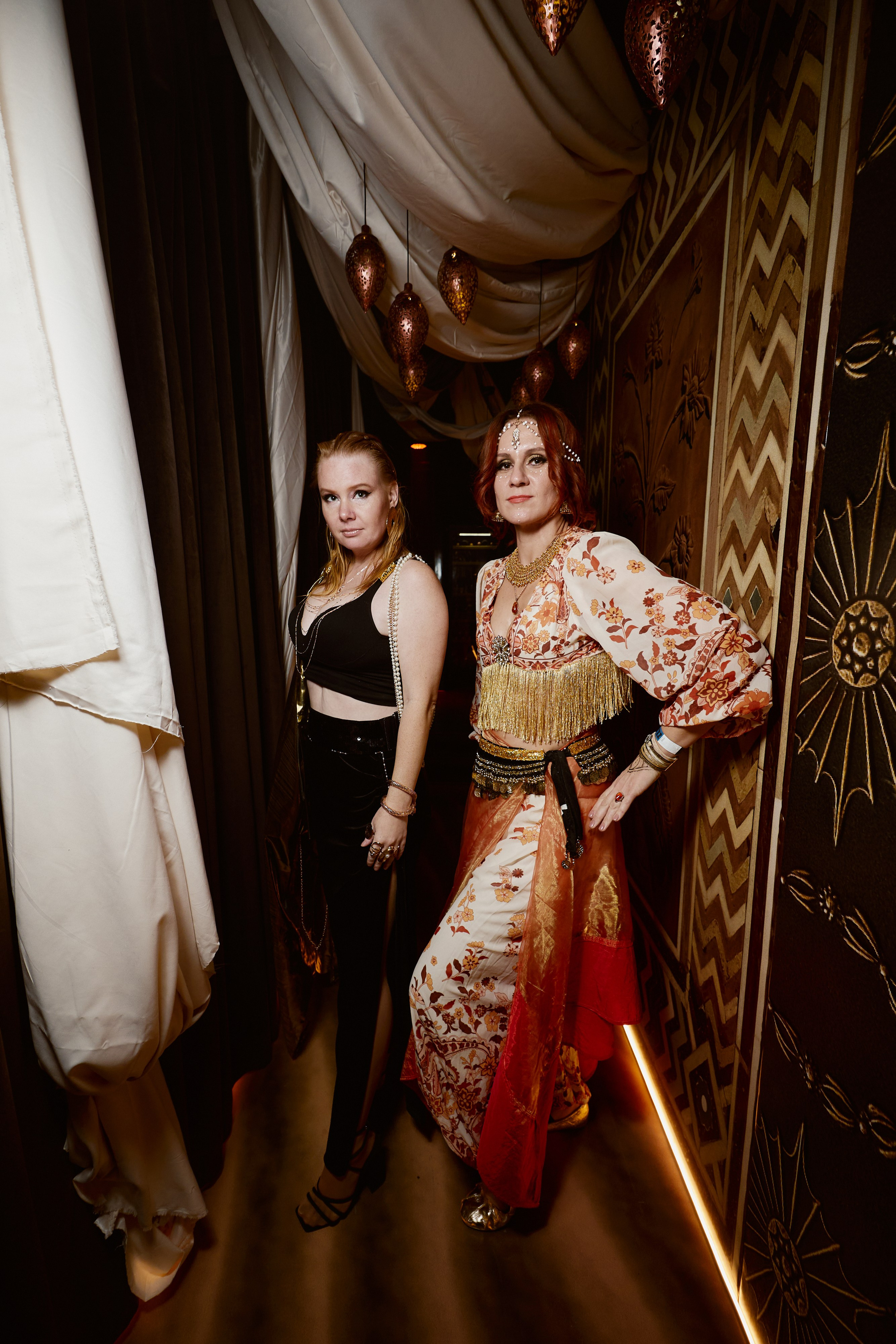 ILLEGAL FRIENDS MIRAGE. ФОТОГРАФ НА МЕРОПРИЯТИЕ ОТ СОЛЬ МЕДИА PRODUCTION