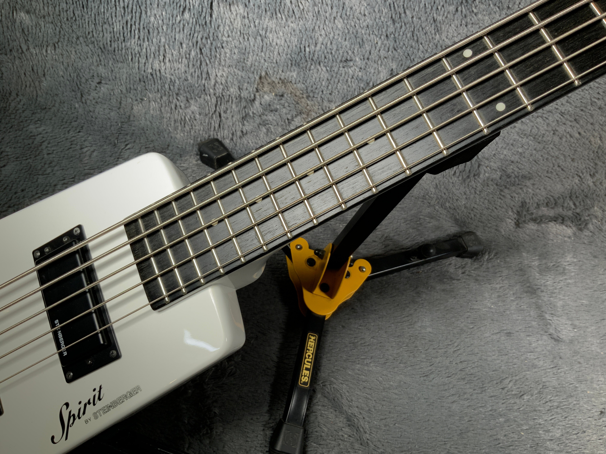 Headless Bass Spirit by Steinberger XT-25