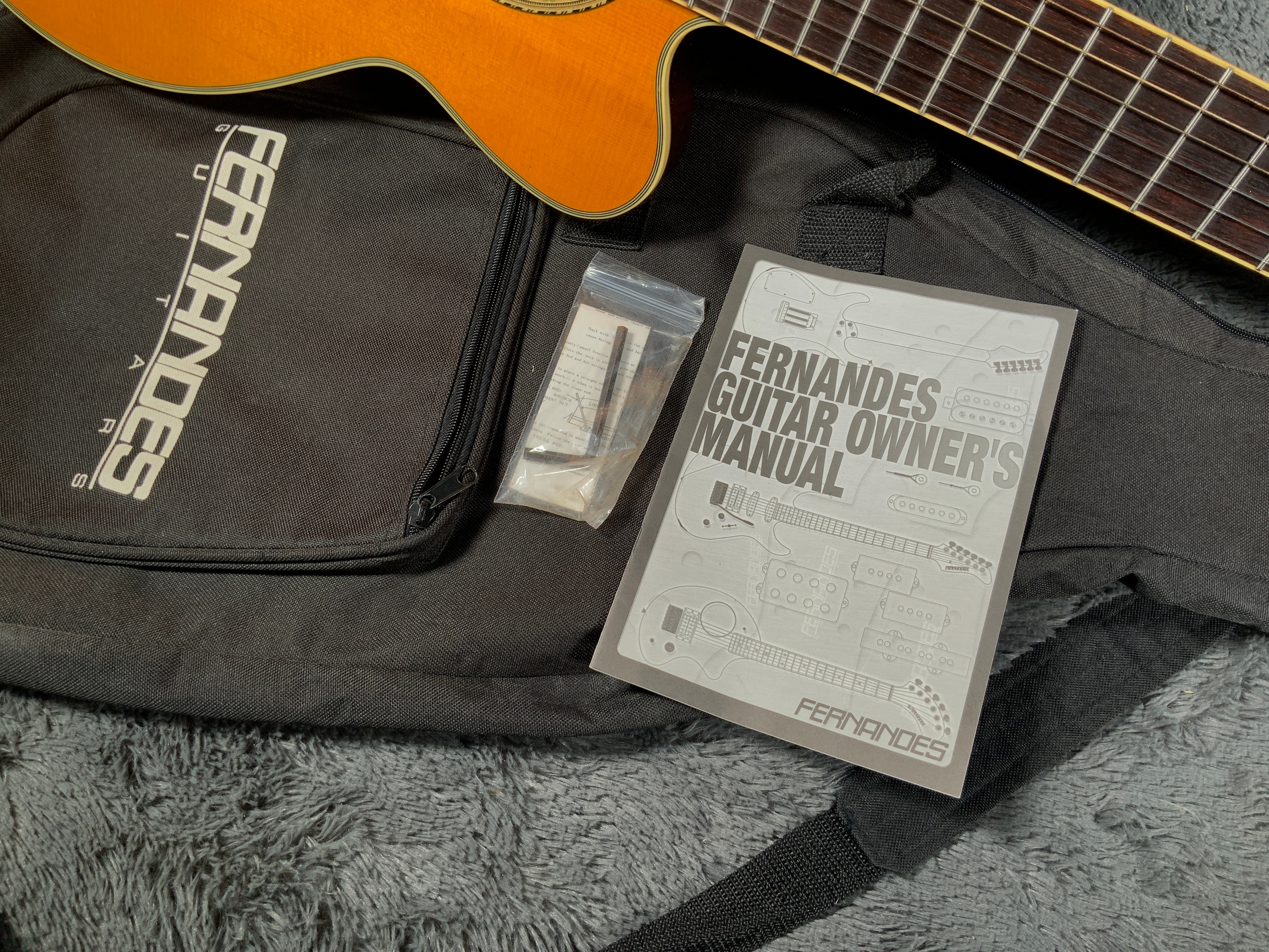 Fernandes Chet Atkins Style. Гитары из Японии
