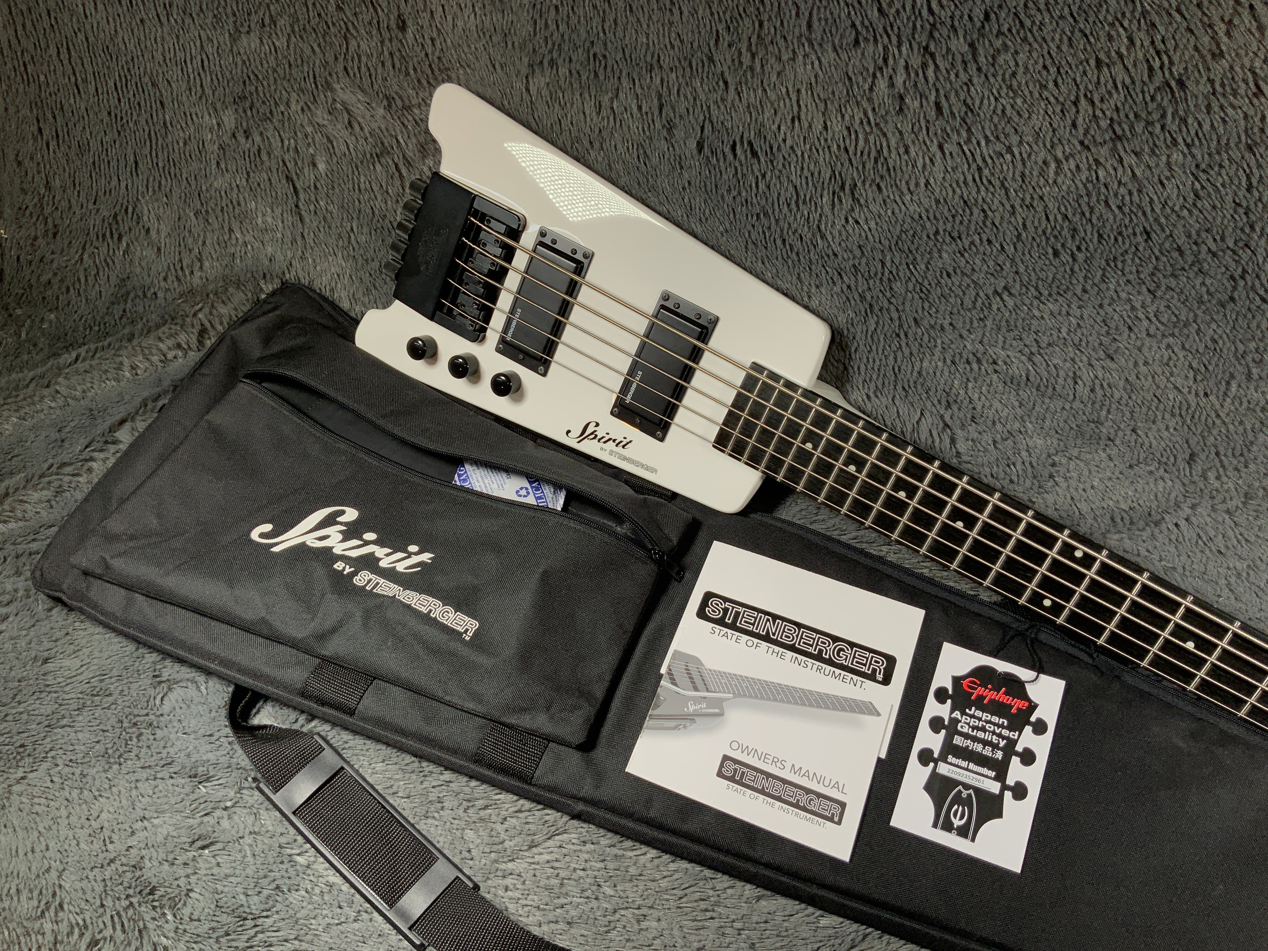 Headless Bass Spirit by Steinberger XT-25