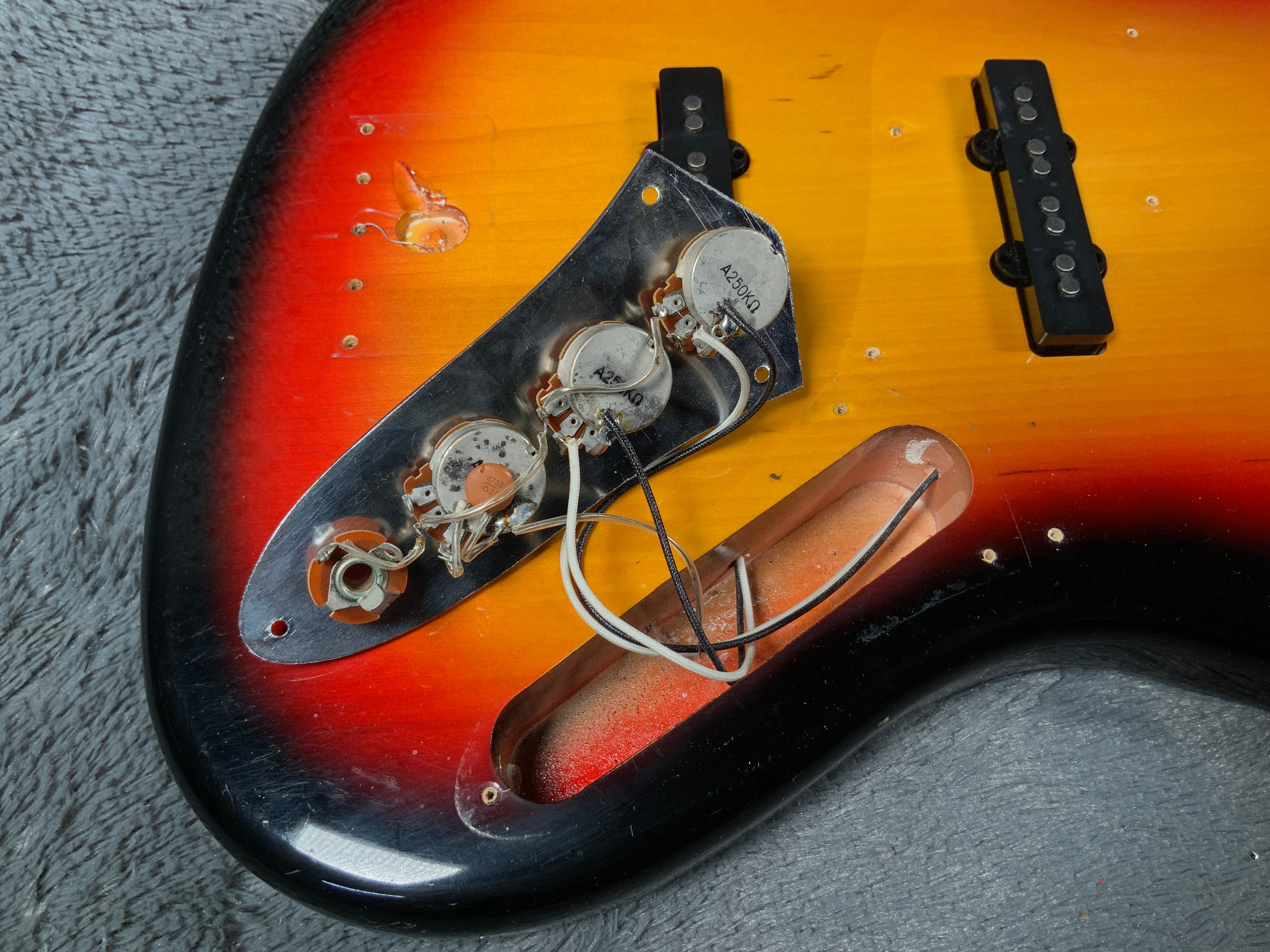 Tokai Jazz Bass Custom Edition Japan 80's