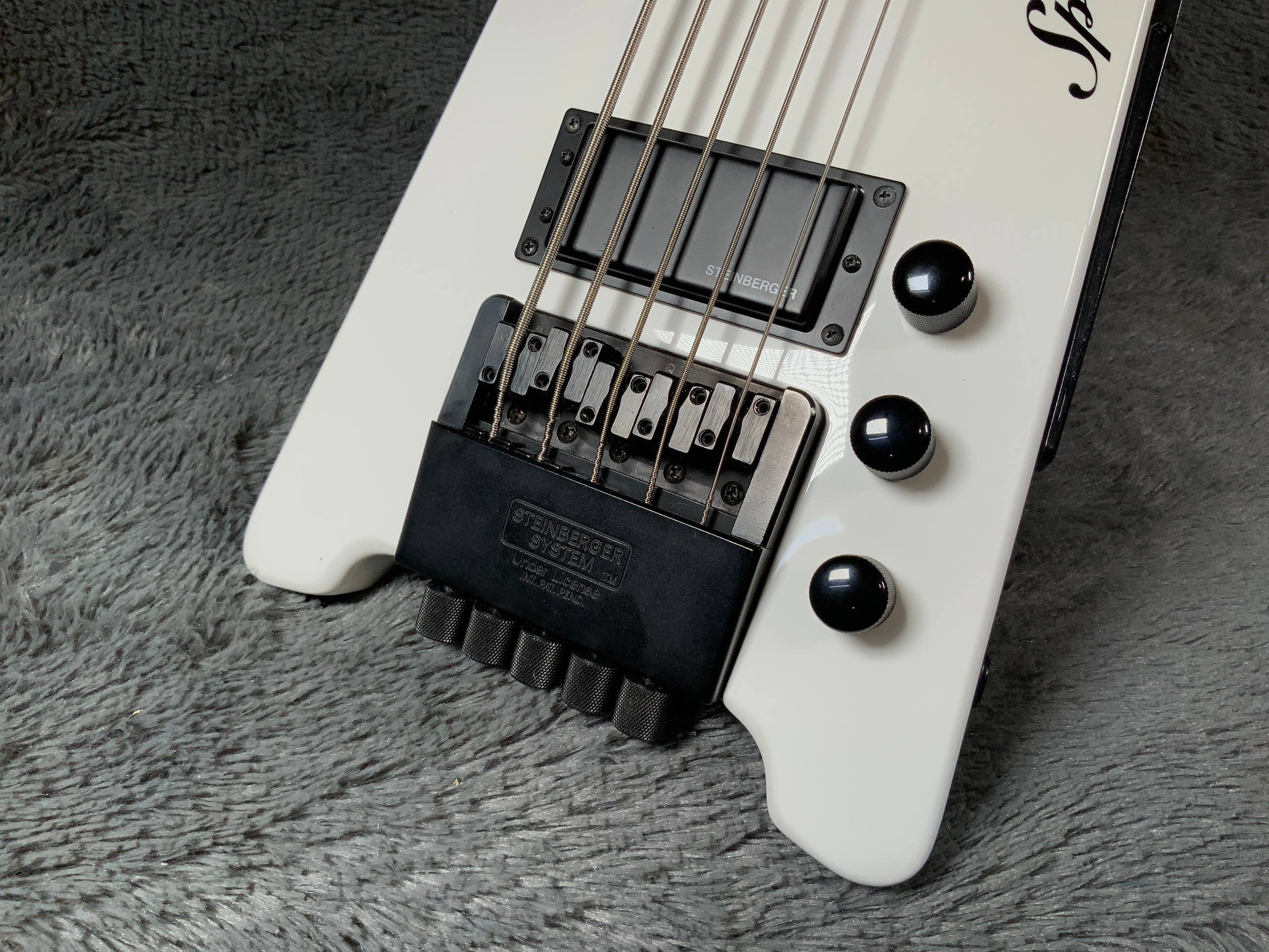 Headless Bass Spirit by Steinberger XT-25