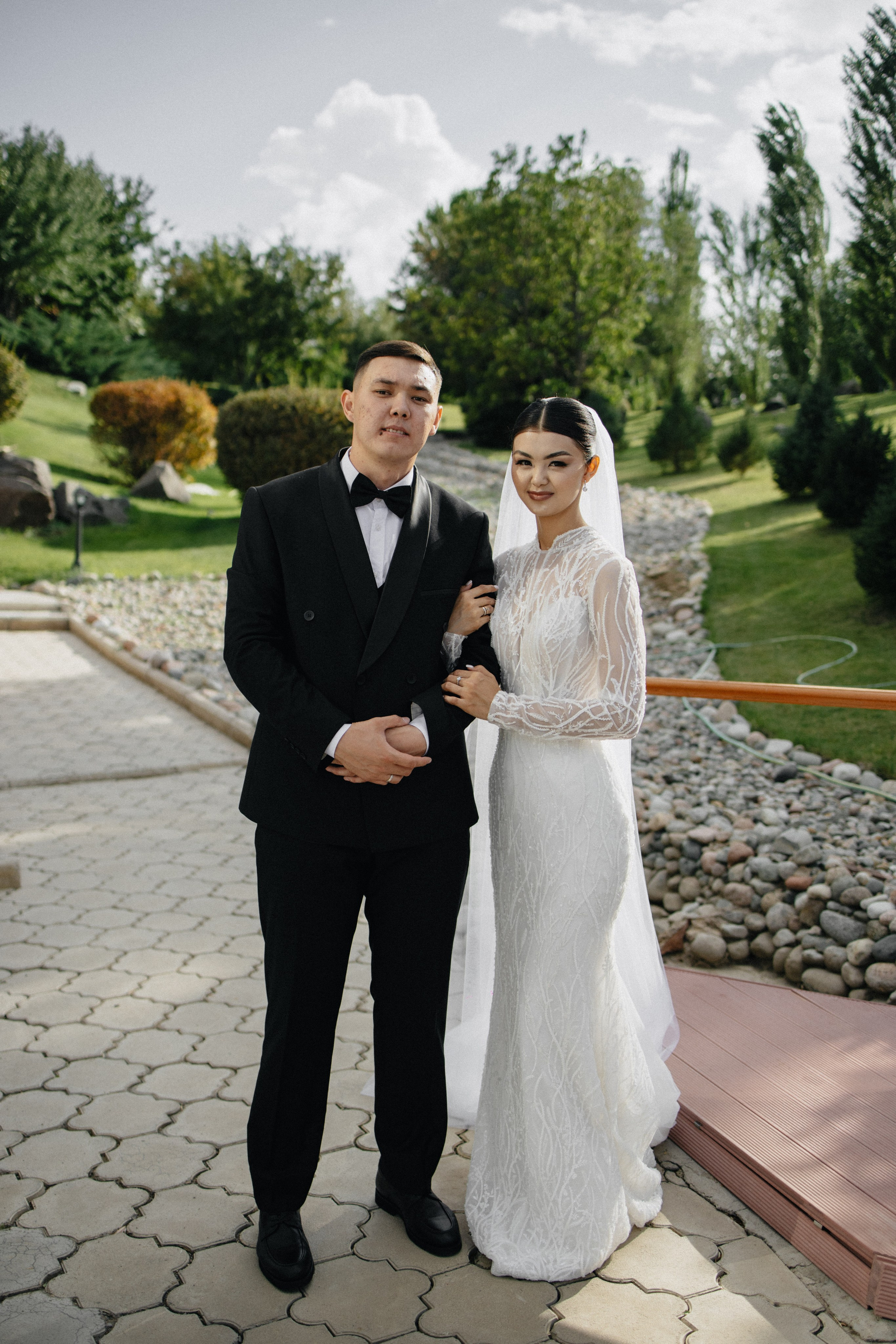 Erasyl & Sabina. Shakhmanoff.kz