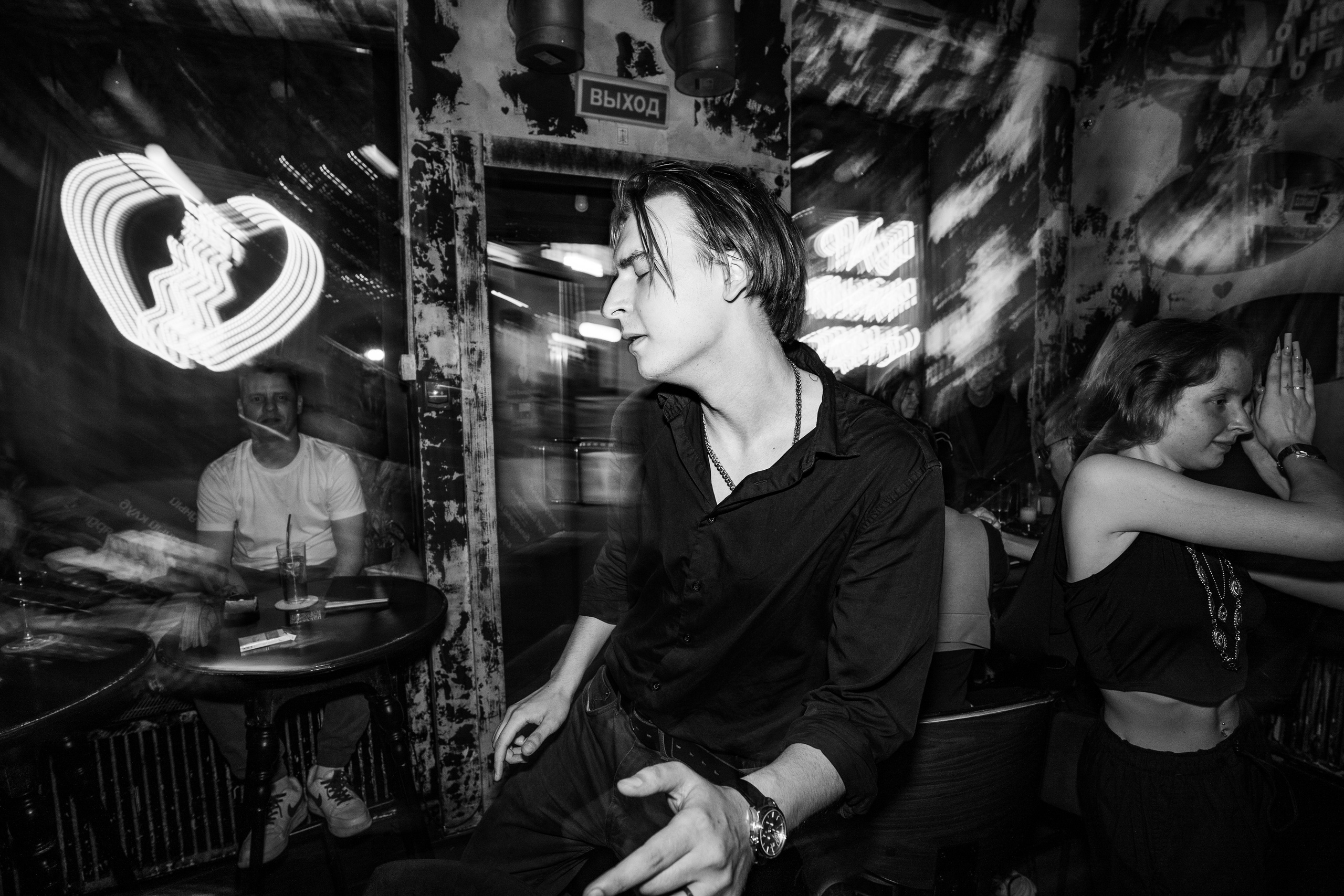 Бар разбитых сердец. DJ Guitacidelli. Концертный и репортажный фотограф в Санкт-Петербурге Слава Пахомов