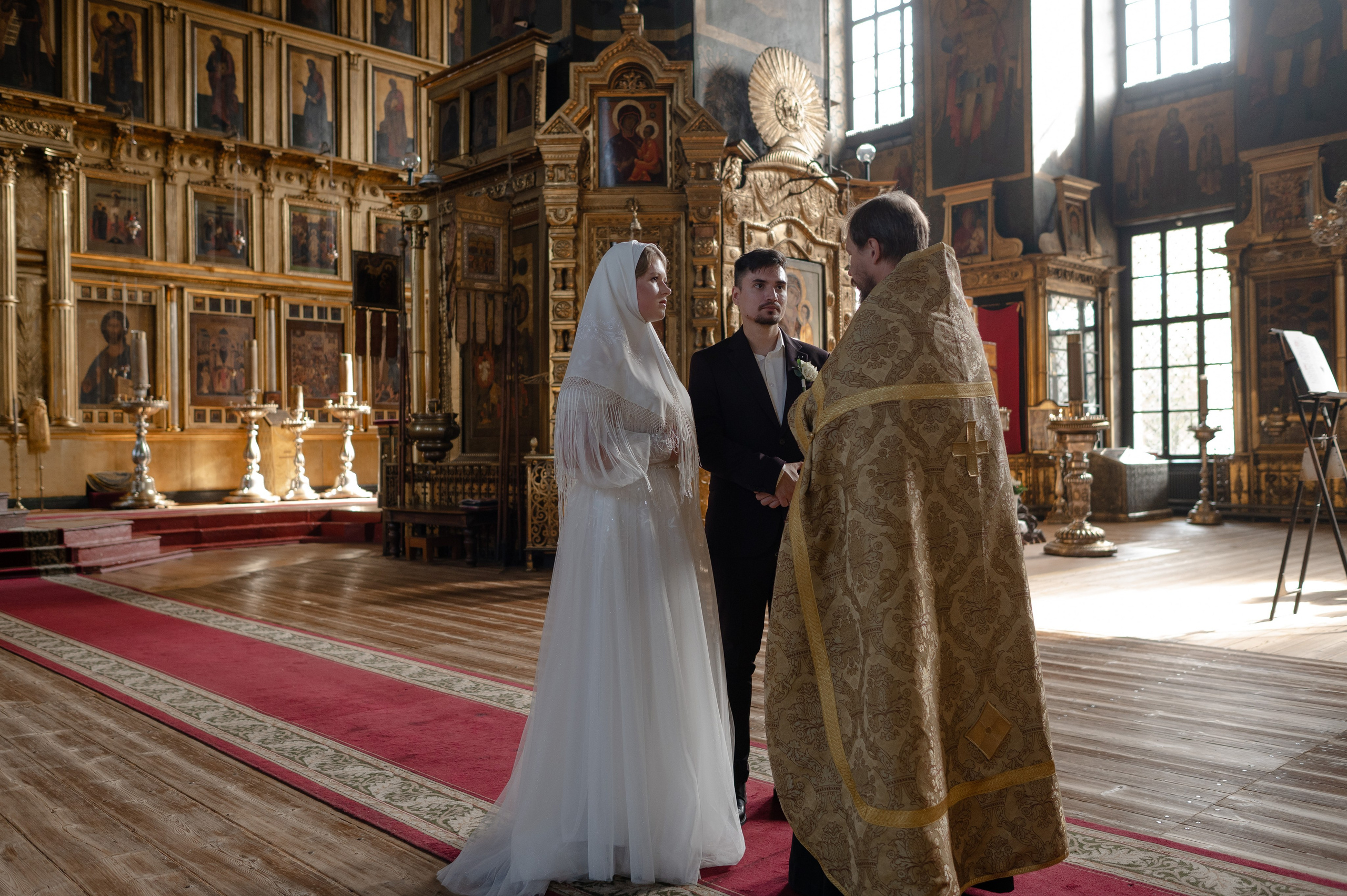 Илья & Эмилия (Москва, Покровский собор). Семейный и свадебный фотограф в Санкт-Петербурге Серафима Смирнова