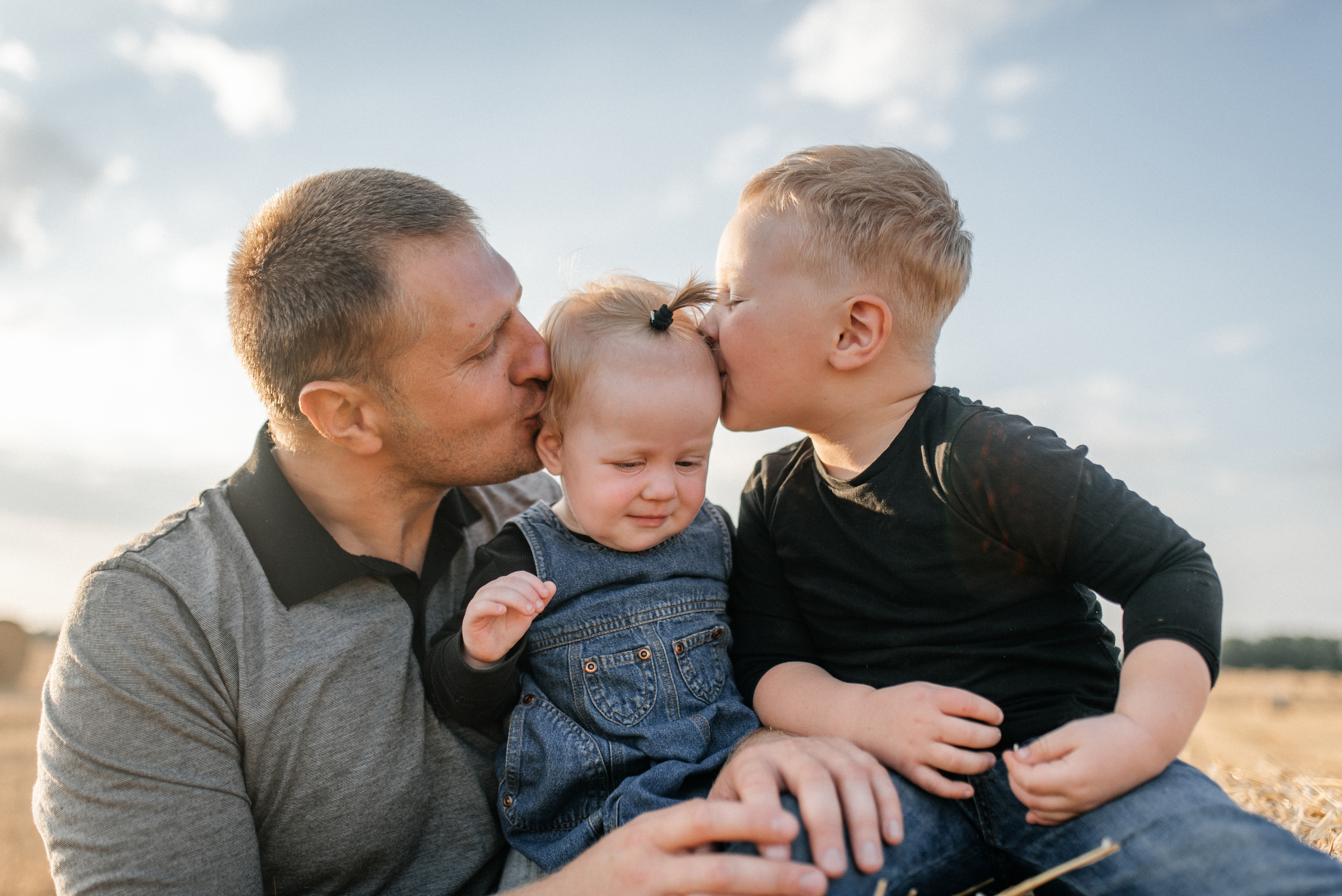 Ульяна+Олег+Гордей+Злата. Костюшко Кристина — семейный и свадебный фотограф в Минске