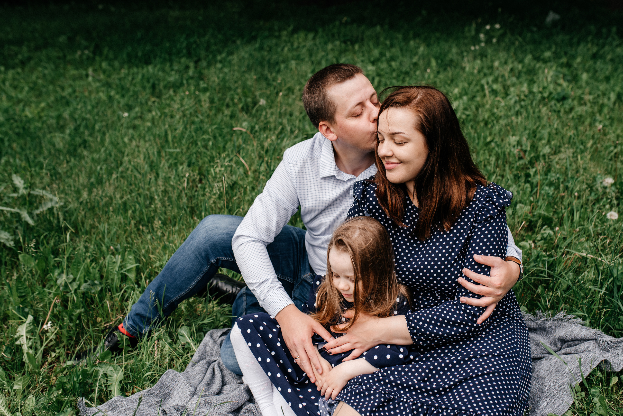 Оля+Саша+Ксюша. Костюшко Кристина — семейный и свадебный фотограф в Минске