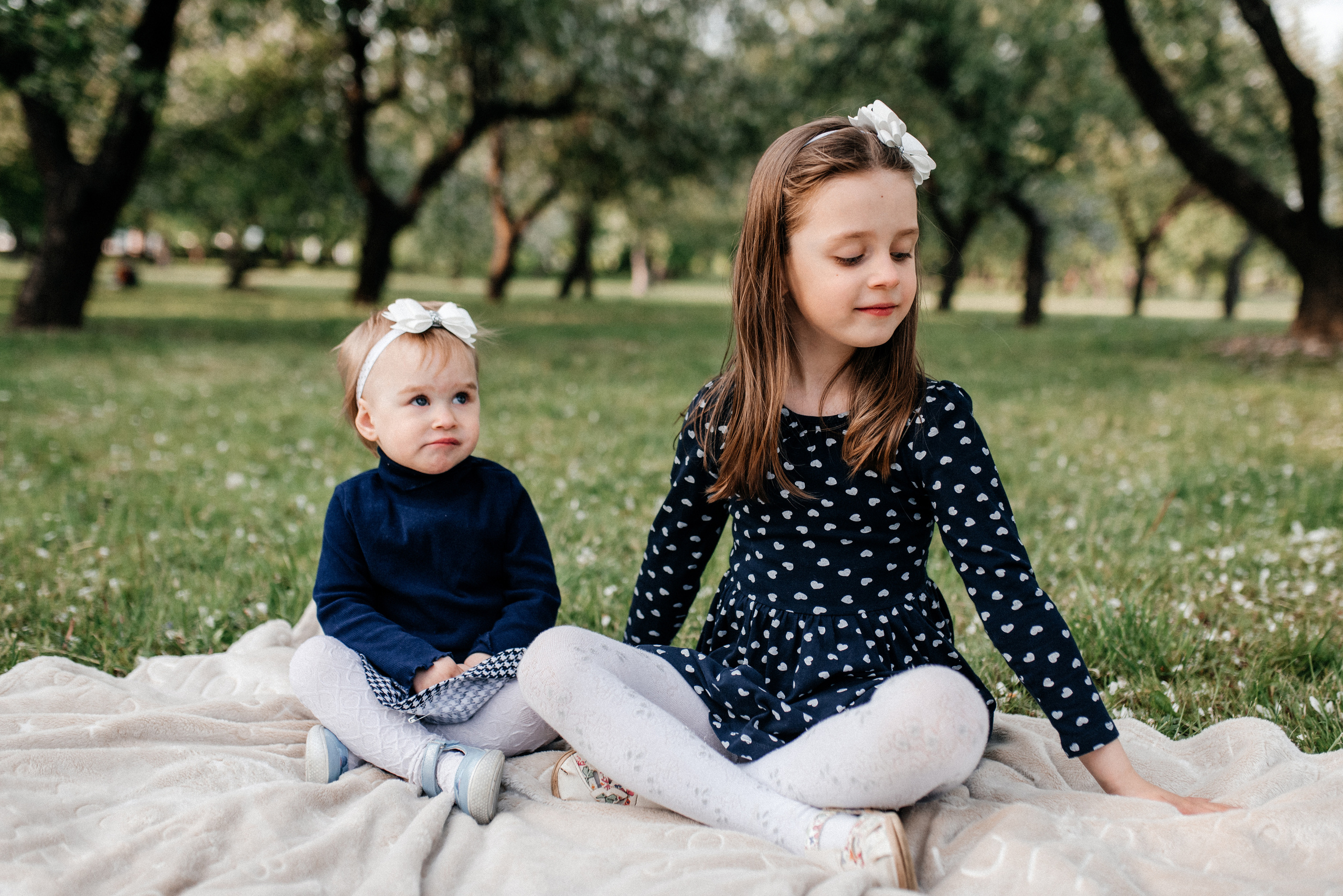 Вика+Саша+Соня+Алиса. Костюшко Кристина — семейный и свадебный фотограф в Минске