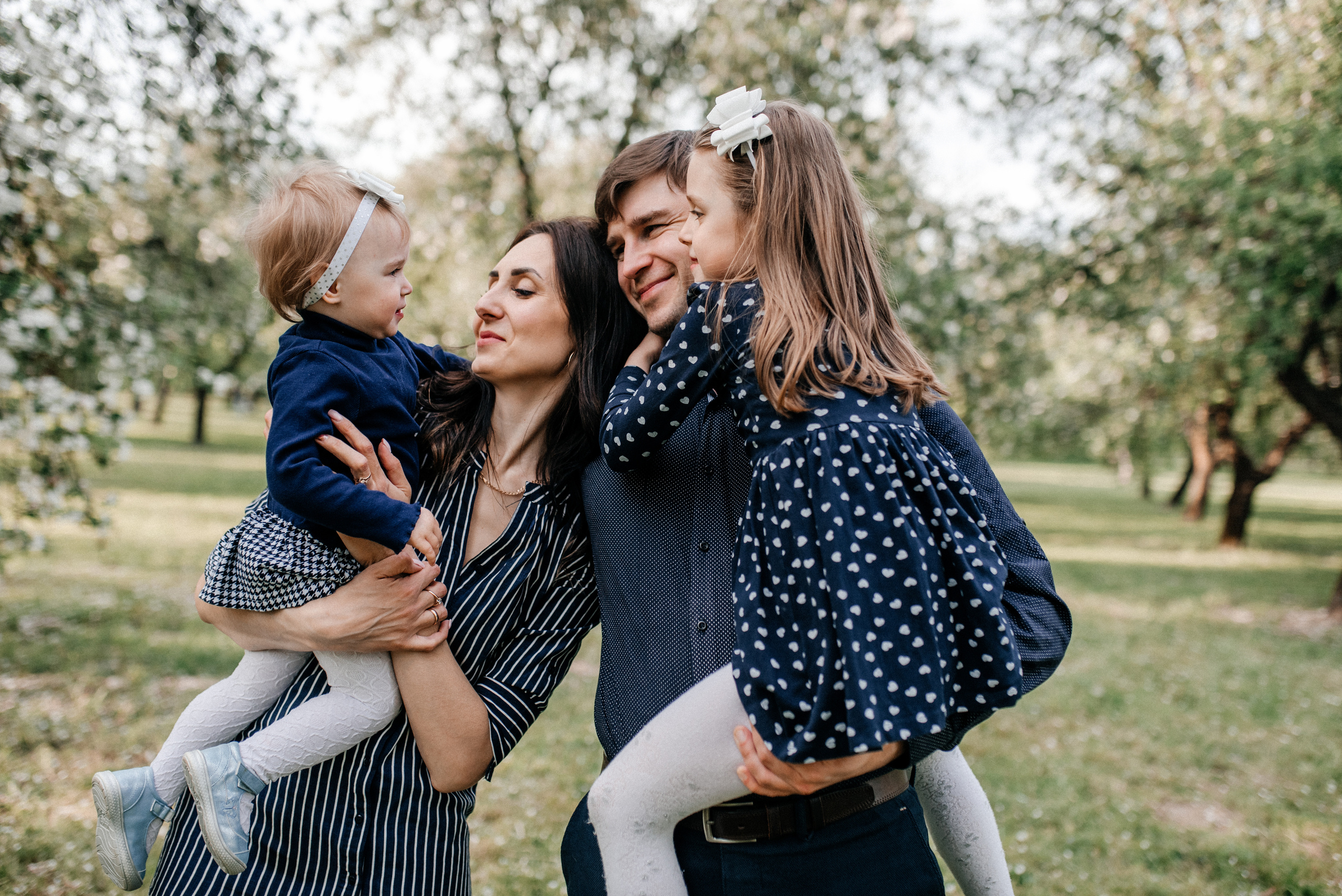 Вика+Саша+Соня+Алиса. Костюшко Кристина — семейный и свадебный фотограф в Минске