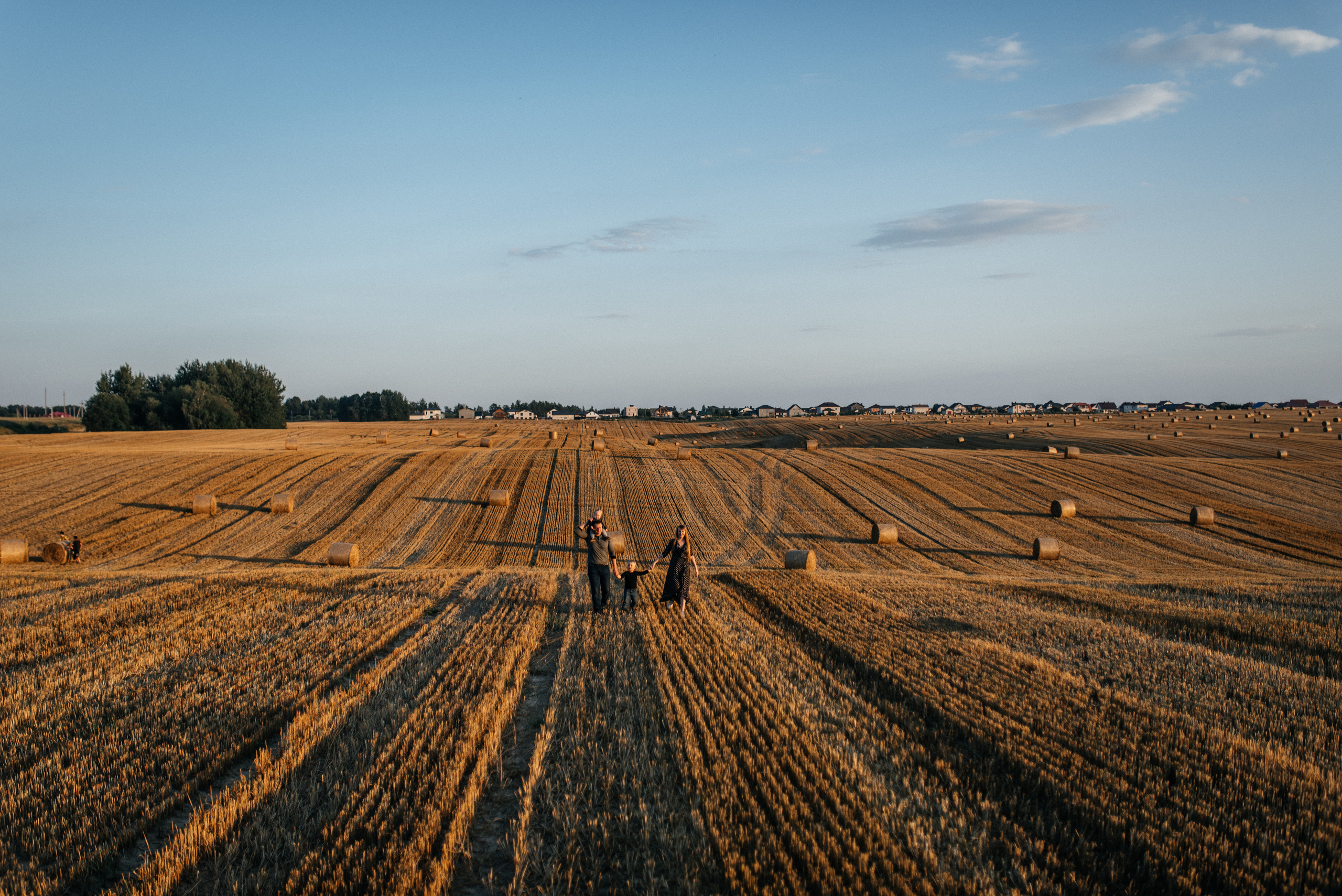 Ульяна+Олег+Гордей+Злата. Костюшко Кристина — семейный и свадебный фотограф в Минске